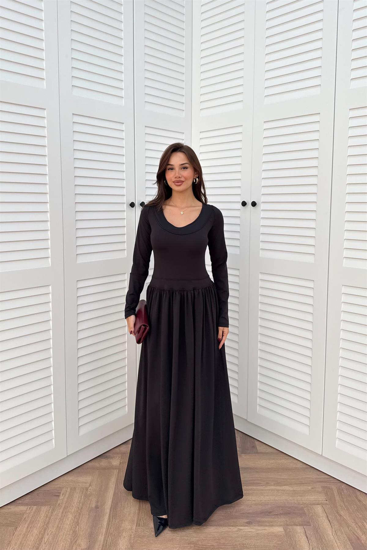 Sırt Detaylı Uzun Boy Elbise - SİYAH