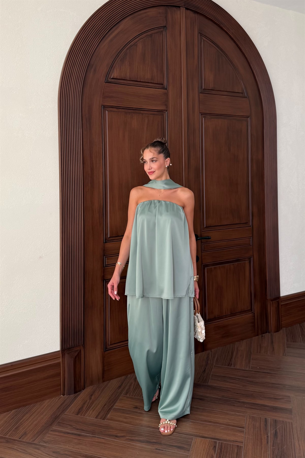 Straplez Saten Bluz Pantolon Takım - MİNT