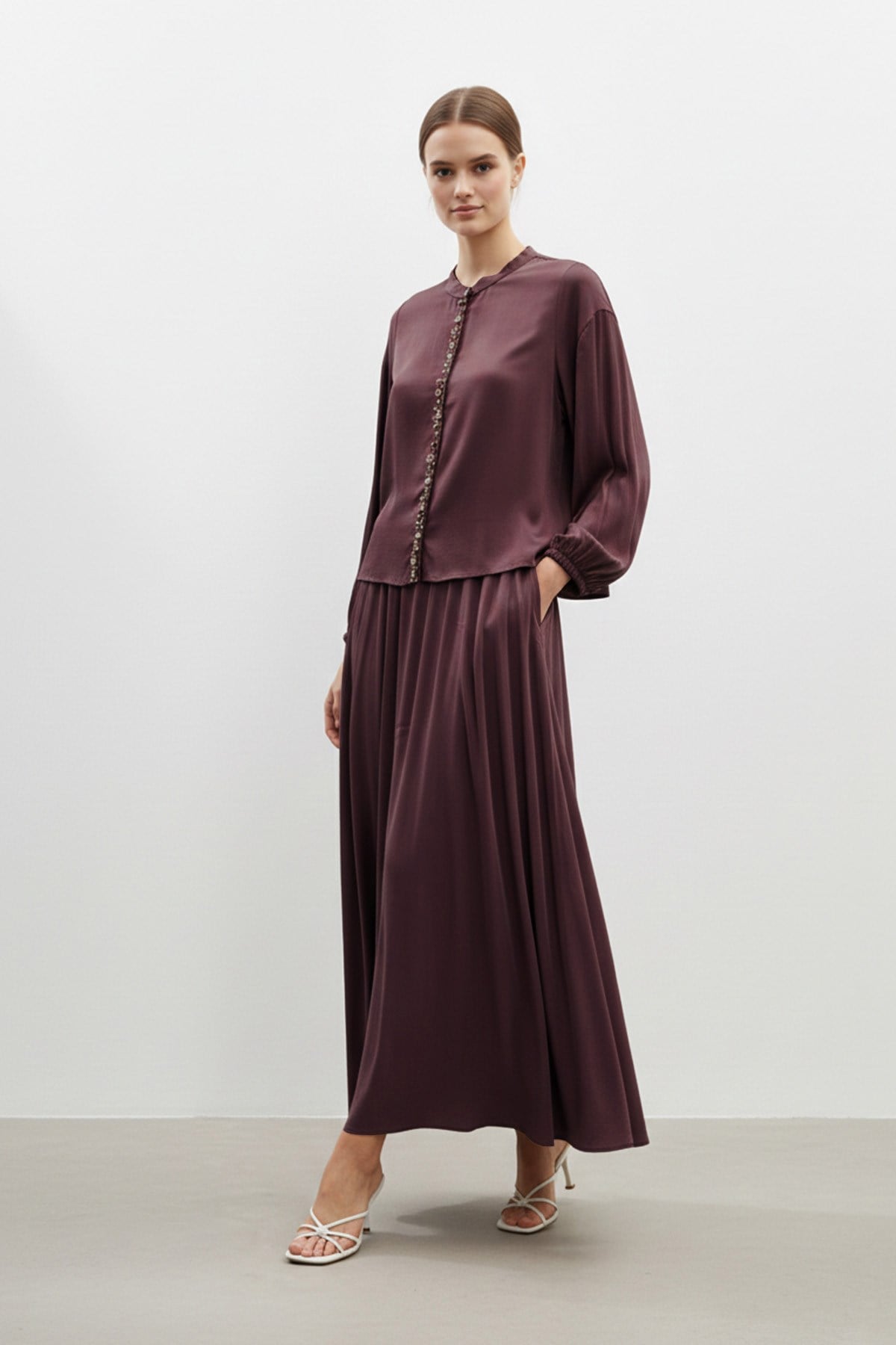 Kadın  Taş Düğme Detaylı Bluz ve Uzun Etek Takım-14434 - BURGUNDY