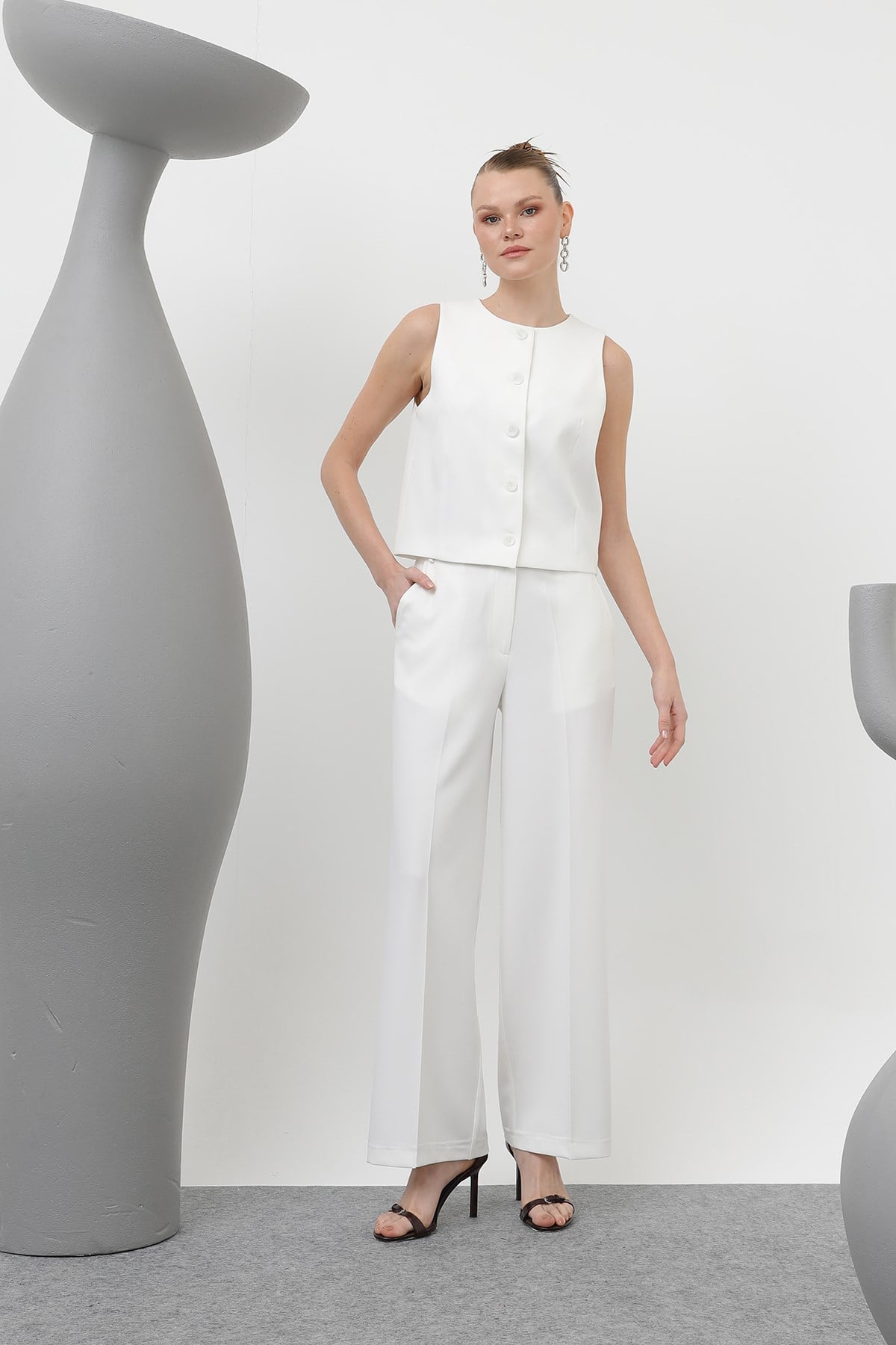 Kadın Basic Sıfır Kol Yelek - 32153YLK - ECRU