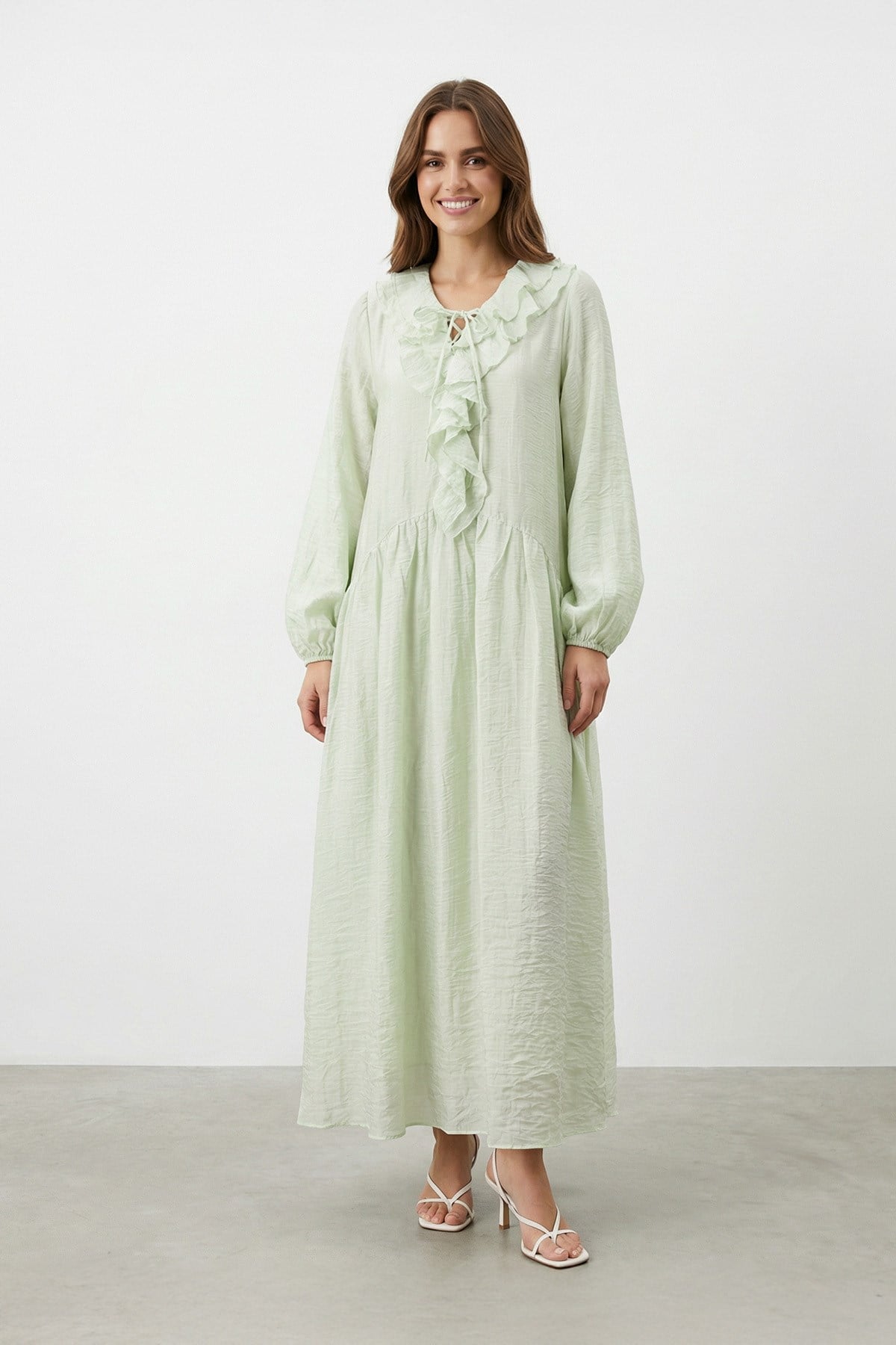 Kadın Yaka Fırfır ve Bağcık Detaylı Fisto Elbise – 32487ELB - MINT
