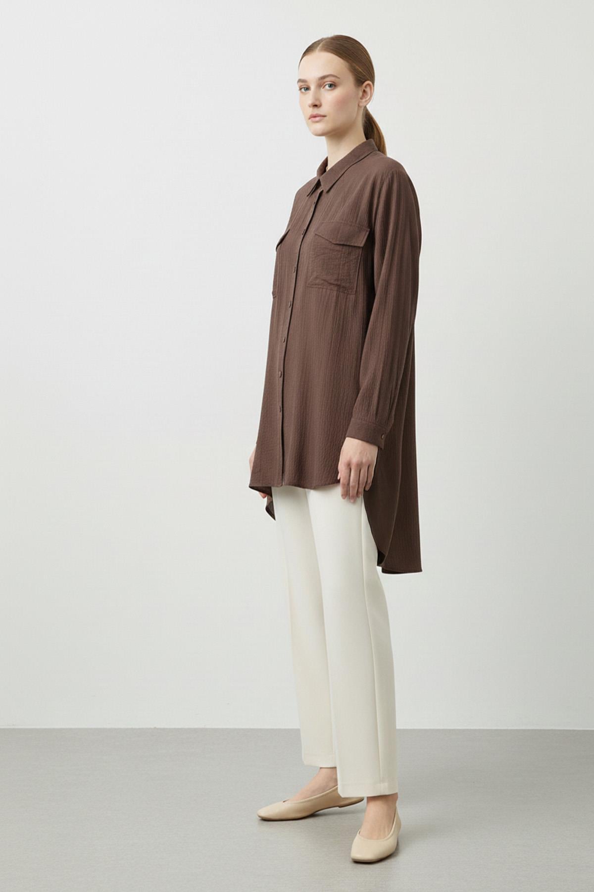 Kadın Uzun Düğmeli Çift Cepli Oversize Gömlek-10759 - BROWN