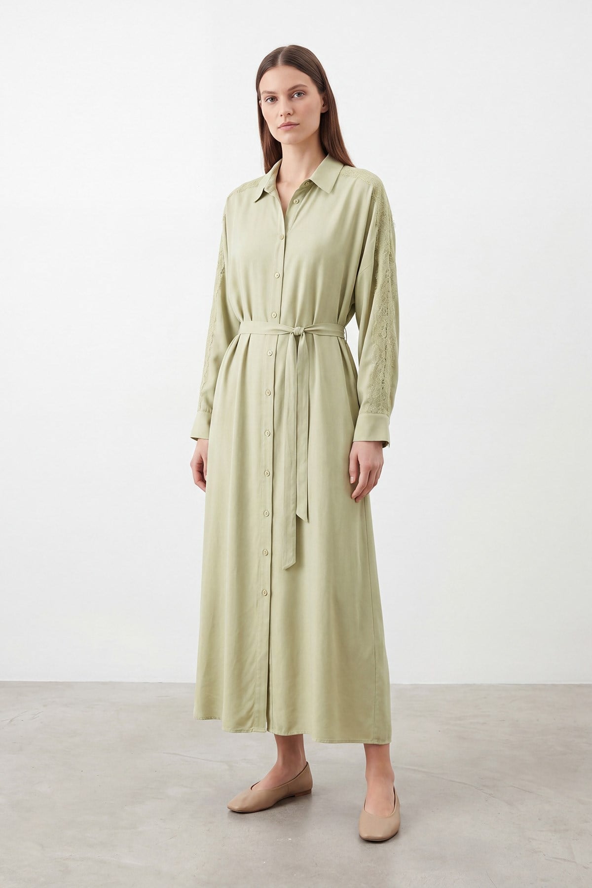 Kadın Gömlek Yaka Dantel Detaylı Uzun Elbise – 12682ELB - OLIVE
