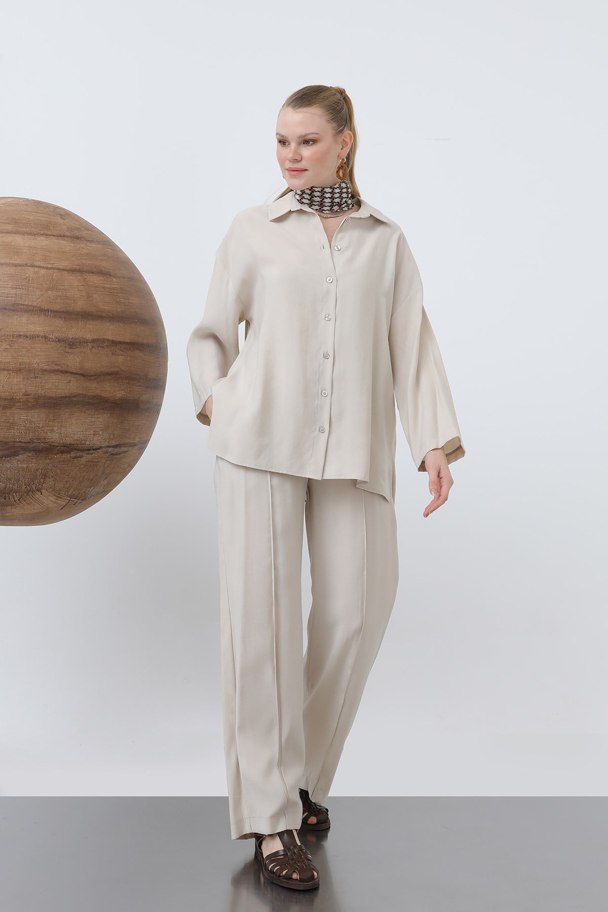 Kadın Robalı Düğme Detaylı Kısa Gömlek - 20631GML - BEIGE
