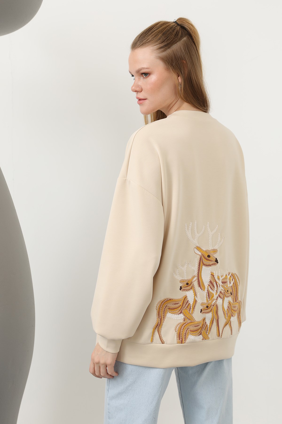 Kadın Arkası Geyikli Sweat - 32118SWT - Bej Sweatshirt Soul 