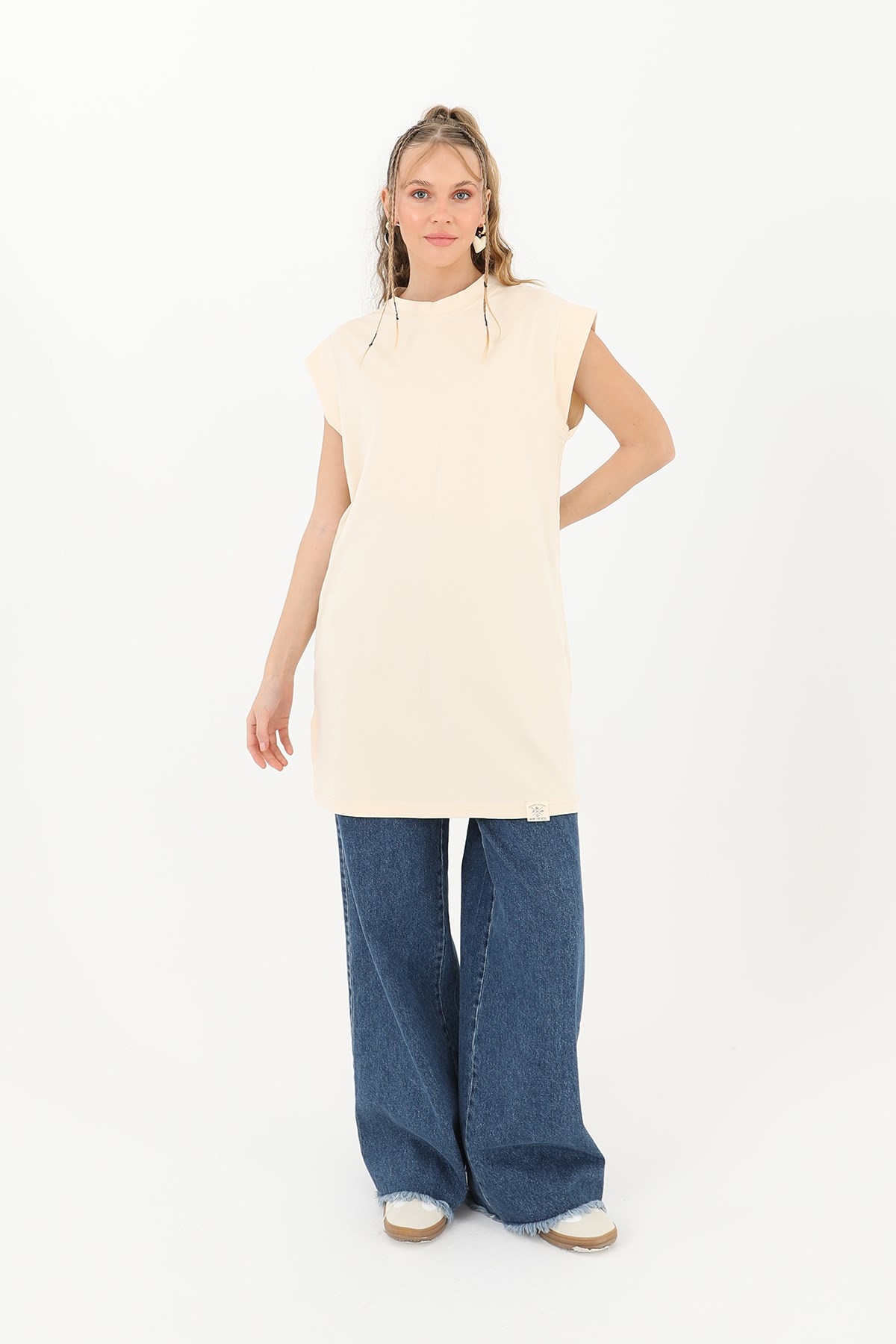 Kadın Basic Kolsuz T-shirt  - 30725TUN - Bej Tunik Soul 