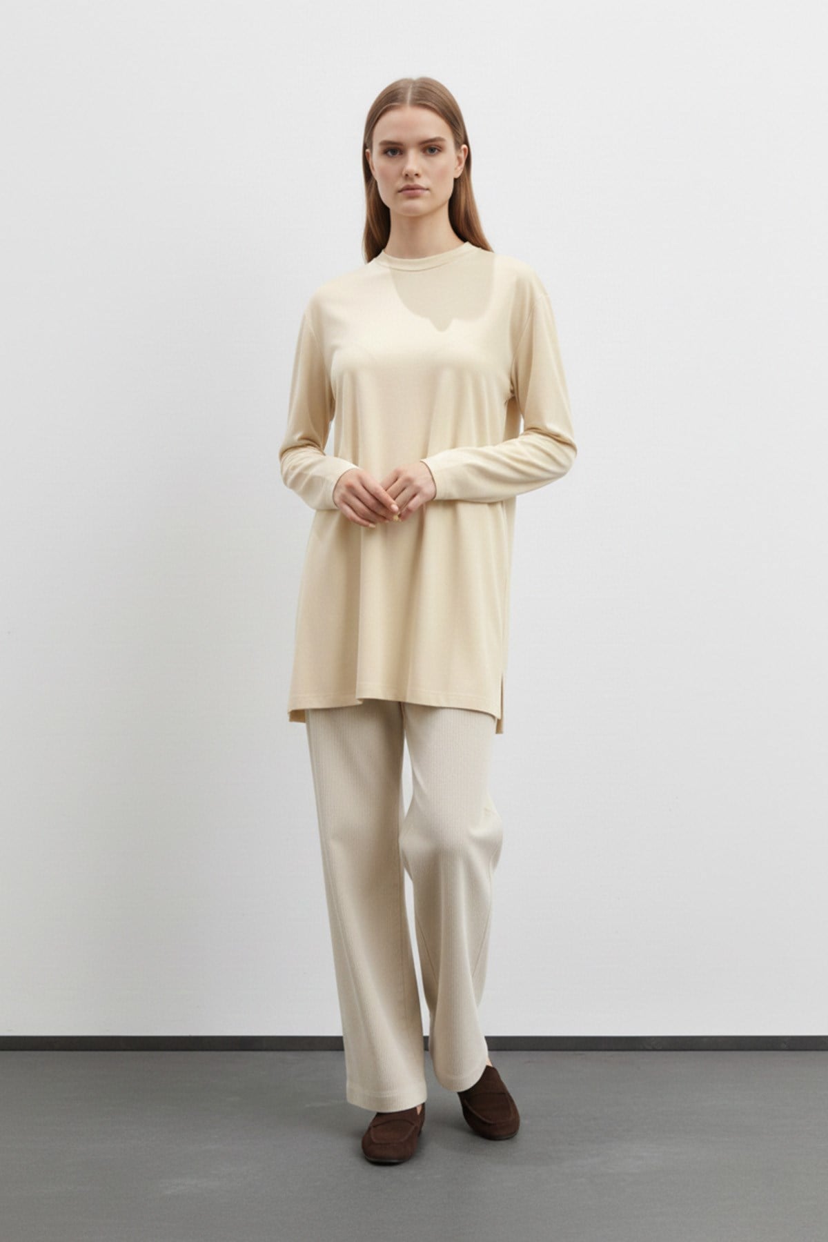 Kadın Basic Uzun Kollu Salaş Tunik-40017 - Bej Tunik Puane 