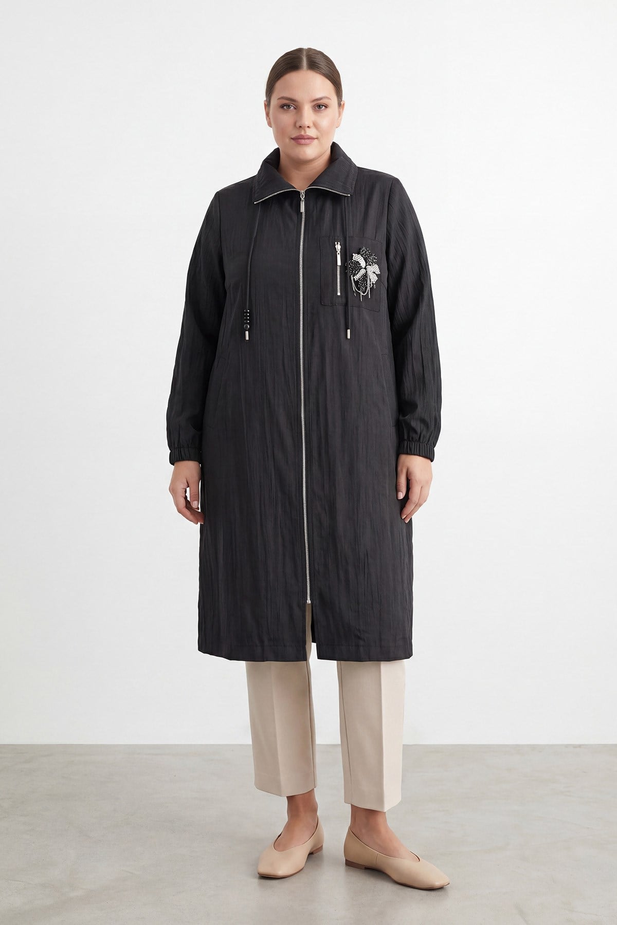 Kadın Büyük Beden Broş Detaylı Fermuarlı Kap- 19278CAP Siyah Kap Puane Plus 