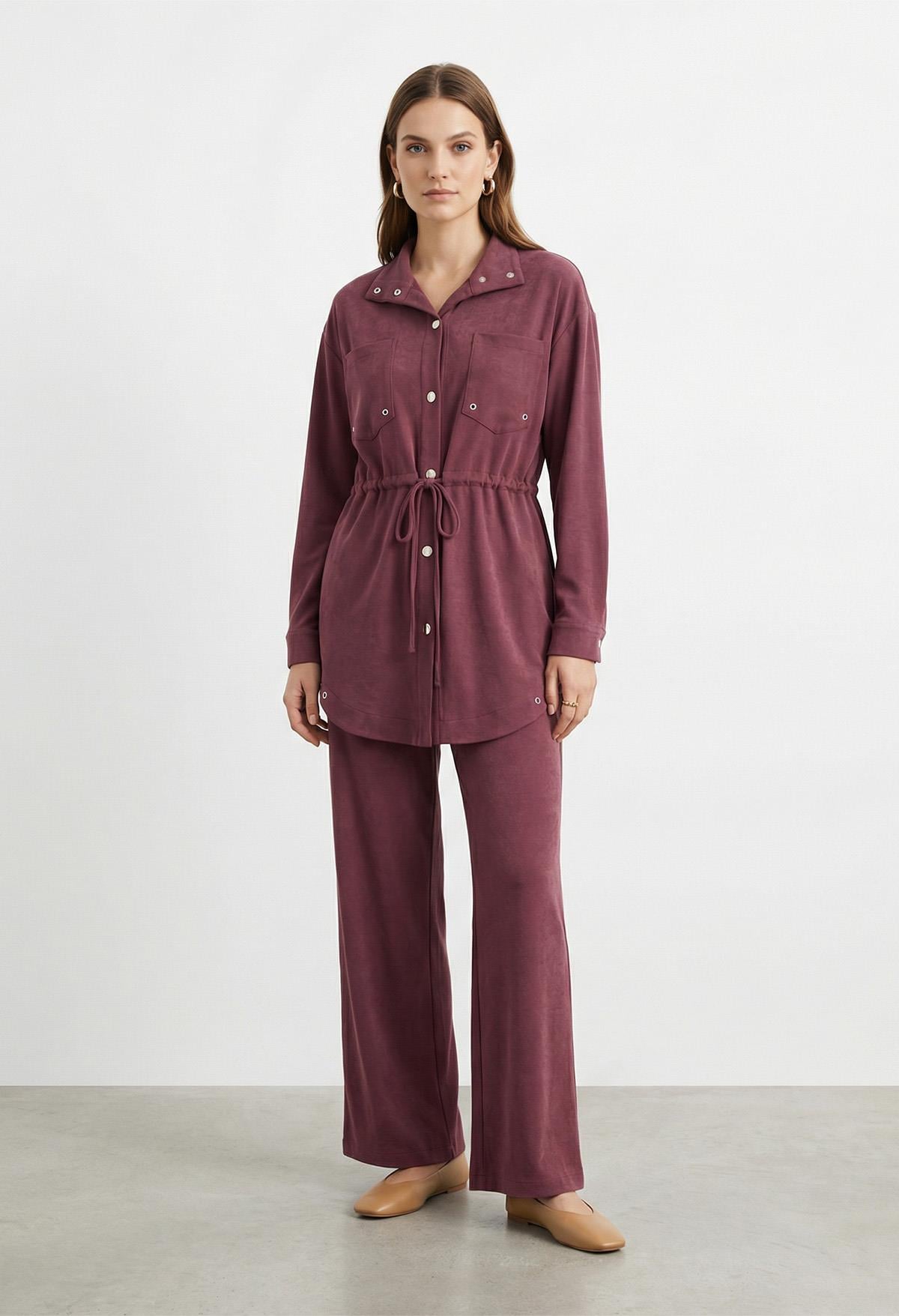 Kadın Dik Yaka Çıtçıt Detaylı Belden Bağlamalı Tunik Pantolon Takım – 14443TKS - BURGUNDY