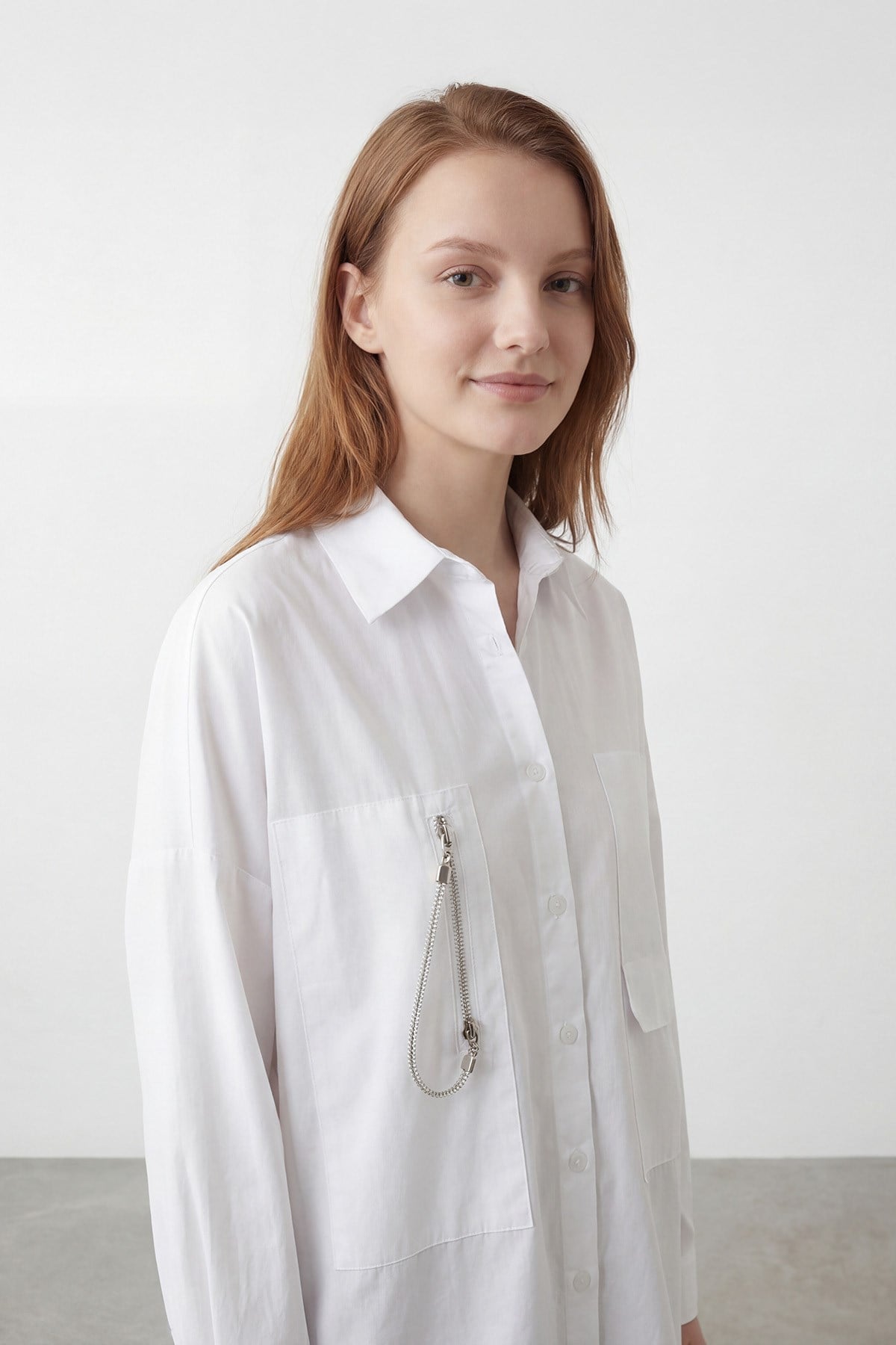 Kadın Zincir Detaylı Gömlek Yaka Tunik – 20727TUN - ECRU