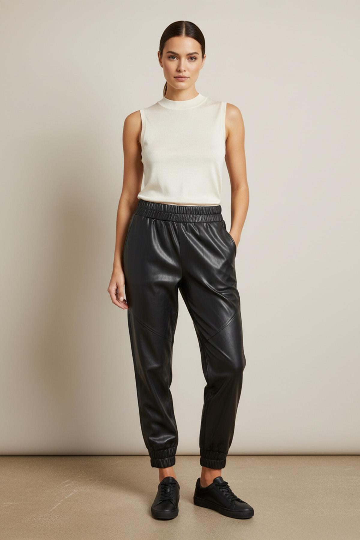 Kadın Beli Lastikli Deri Pantolon  - 31591PNT - BLACK