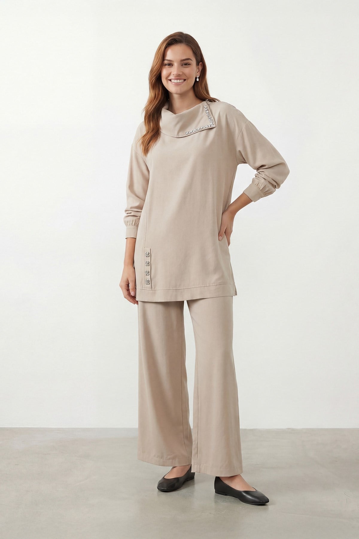 Kadın Degaje Yaka Taş Detaylı Tunik Pantolon Takım - 14448TKS - MINK