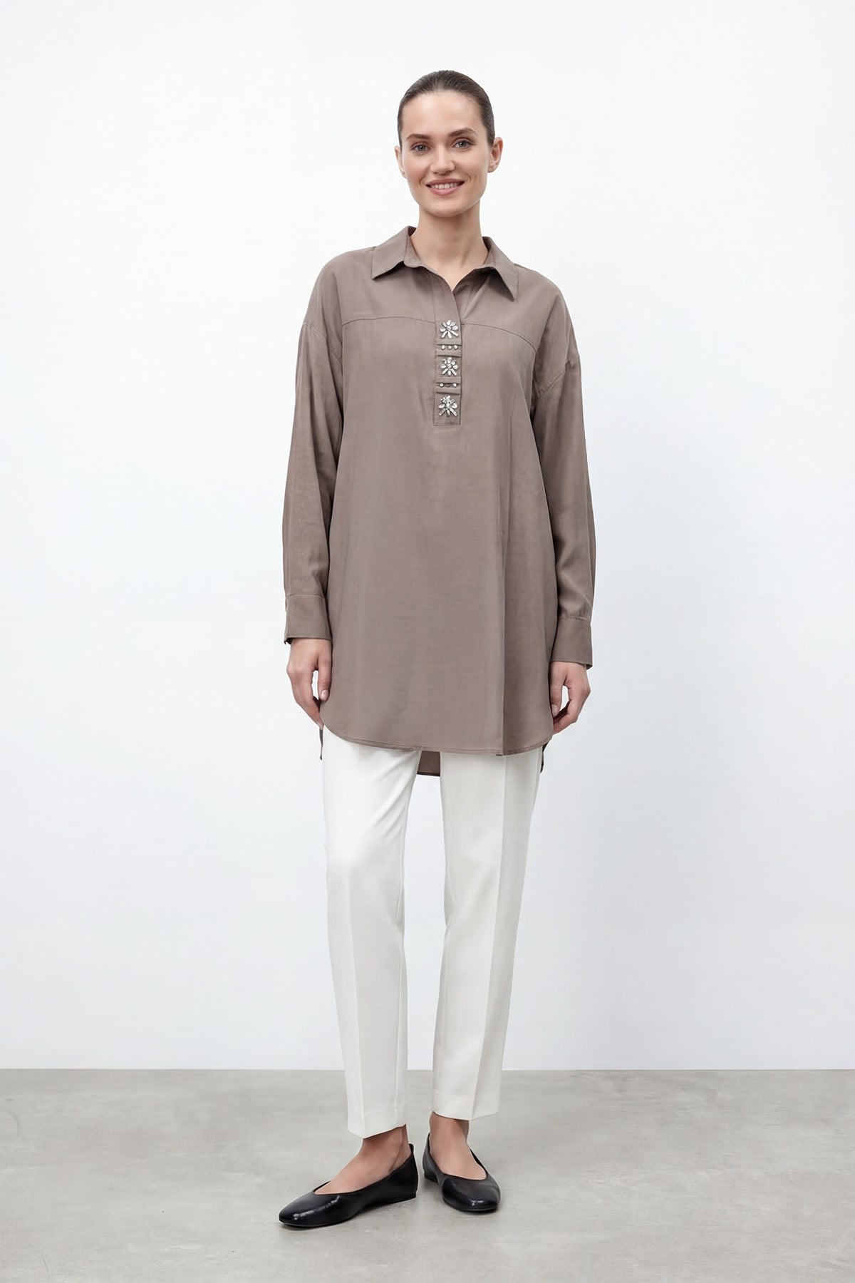 Kadın Taş Aksesuarlı Gömlek Yaka Tunik – 26S-10774TUN - MINK
