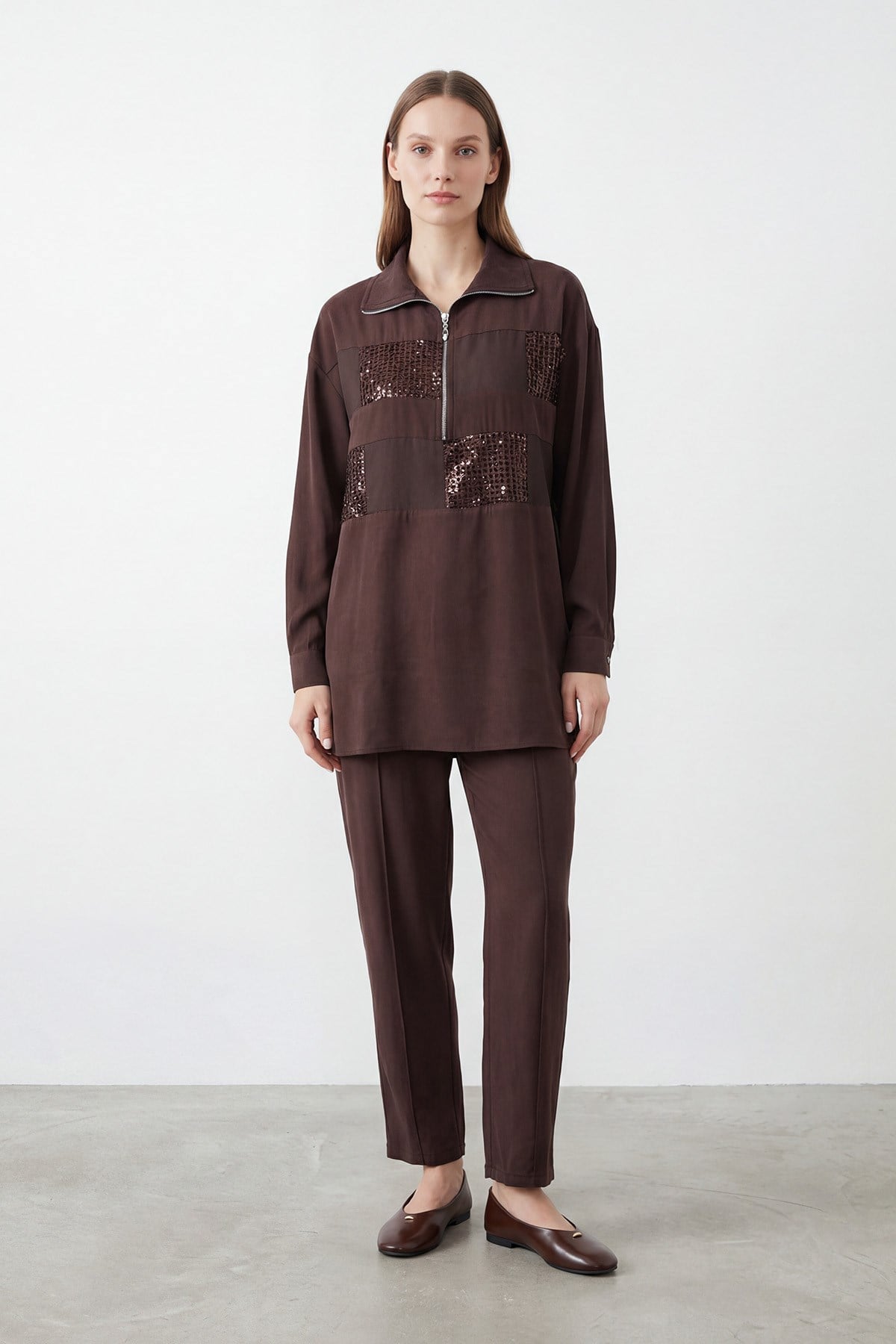 Kadın Pul Payet Detaylı Yarım Fermuarlı Tunik Pantolon Takım – 14461TKS - BROWN