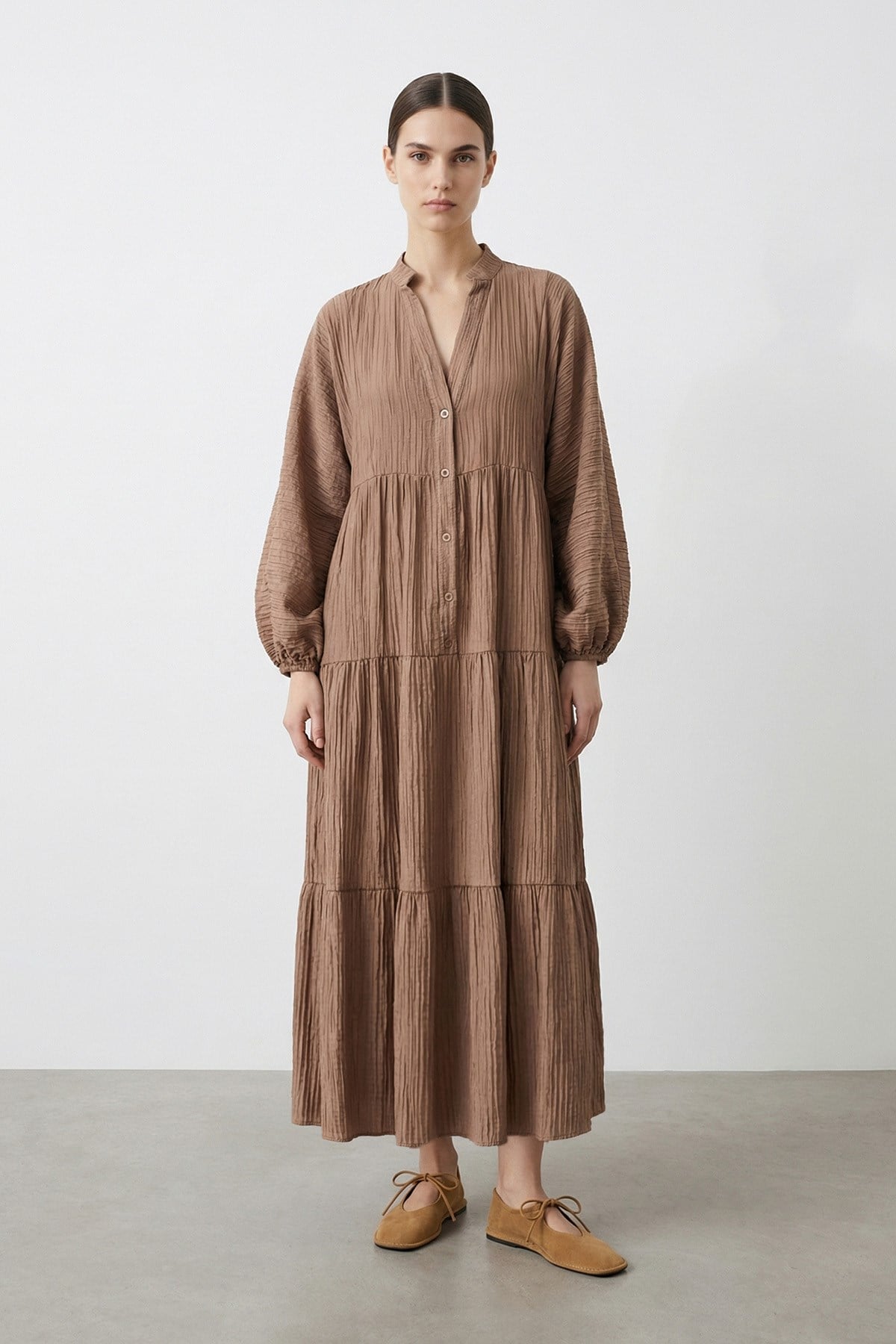 Kadın V Yaka Katlı  Elbise – 32461ELB - MINK