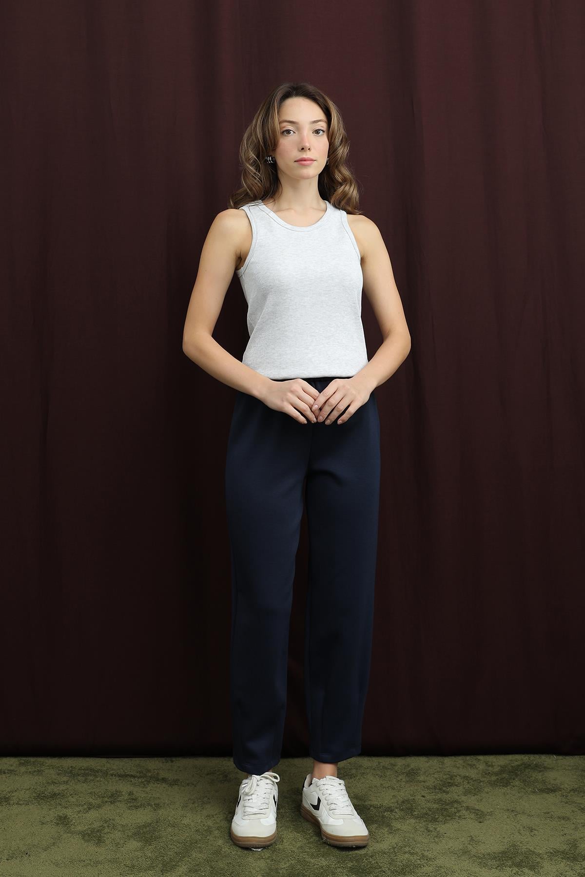 Kadın Paça Detaylı Havuç Pantolon - 18269PNT - NAVY