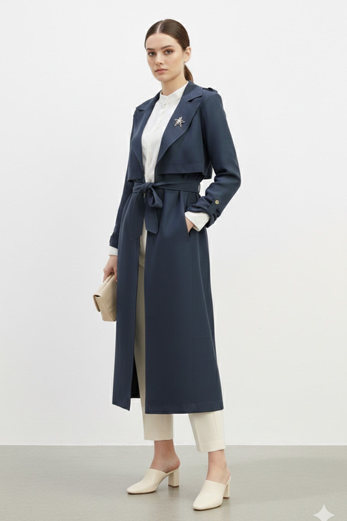 Kadın  Broş Detaylı Kemerli Midi Boy Trençkot-15250TRC - NAVY