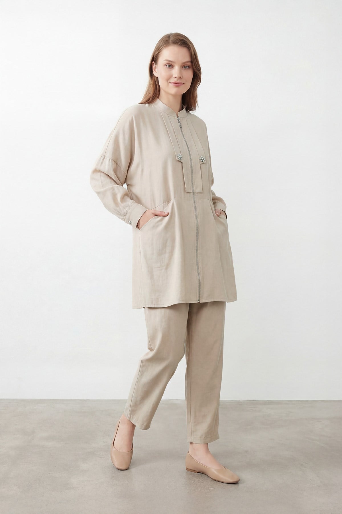 Kadın Aksesuar Detaylı Fermuarlı Tunik Pantolon Takım – 26S-14453TKS - BEIGE