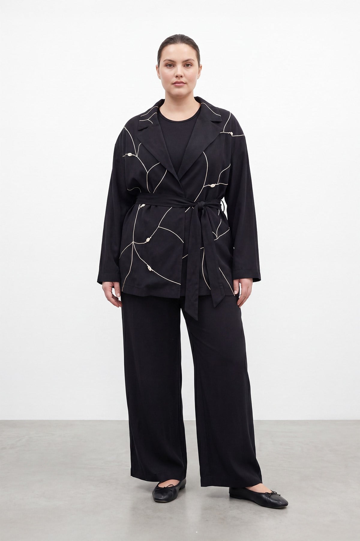 Kadın Nakış Detaylı Büyük Beden Takım – 19257TKS - BLACK