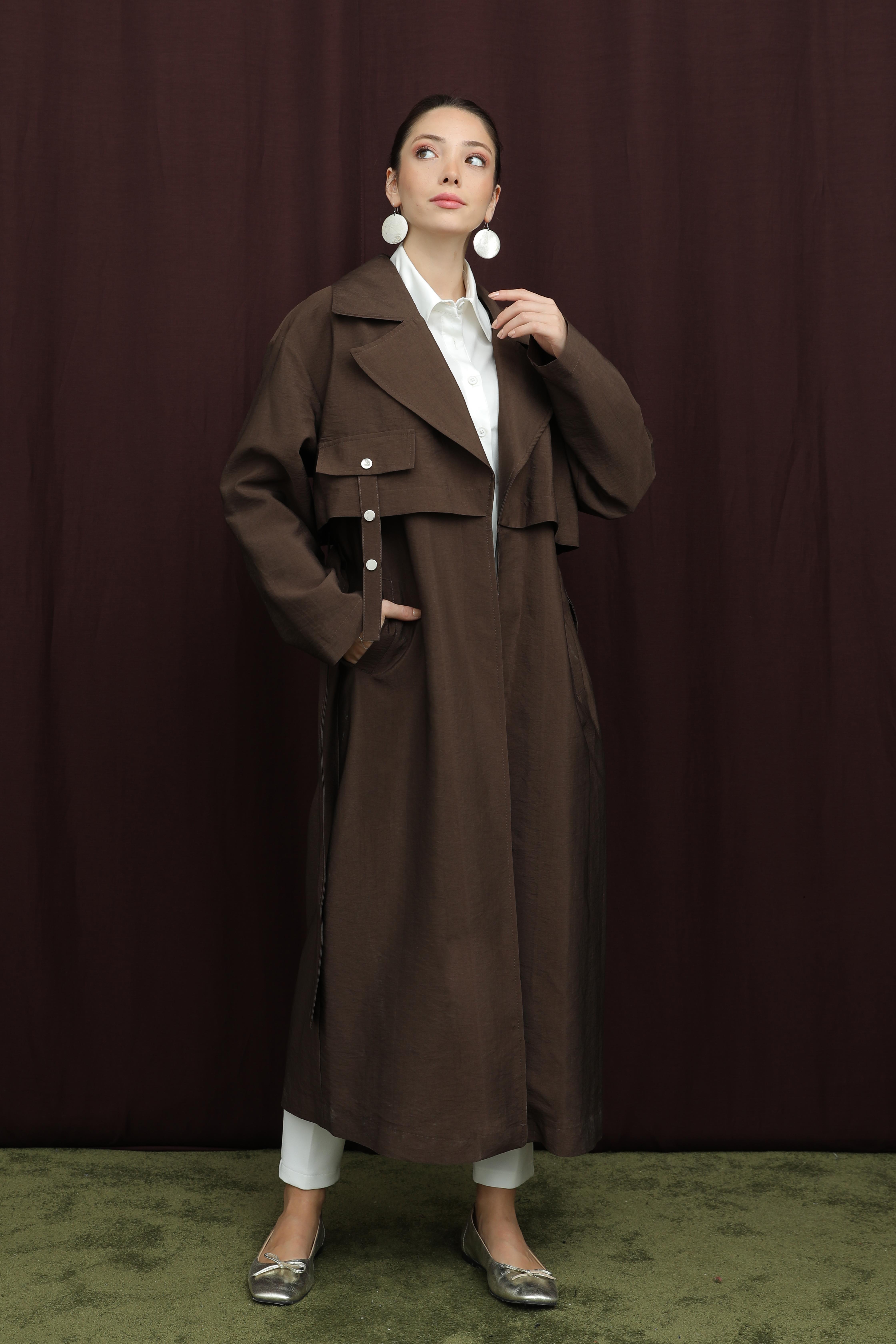 Kadın Cep Kapağı Detaylı Kuşaklı Trençkot - 15228TRC - BROWN