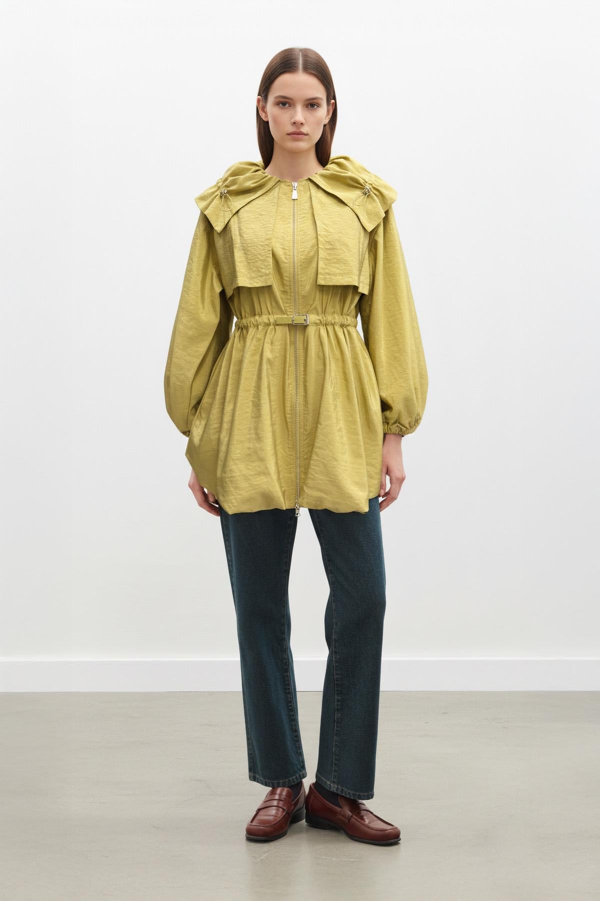 Kadın Balon Kol  Detaylı Kemerli  Kısa Trenchcoat-32450TRC - OLIVE