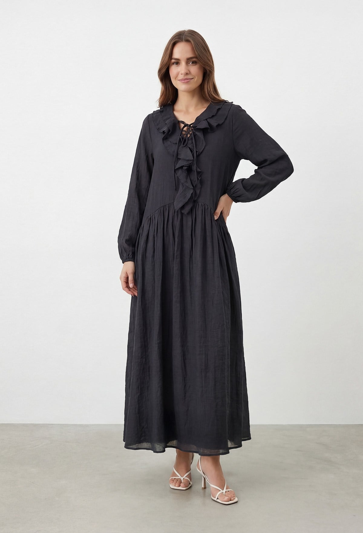 Kadın Yaka Fırfır ve Bağcık Detaylı Fisto Elbise – 32487ELB - BLACK