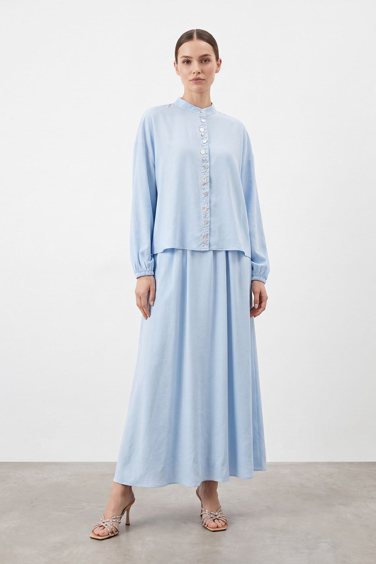 Kadın  Taş Düğme Detaylı Bluz ve Uzun Etek Takım-14434 - BLUE