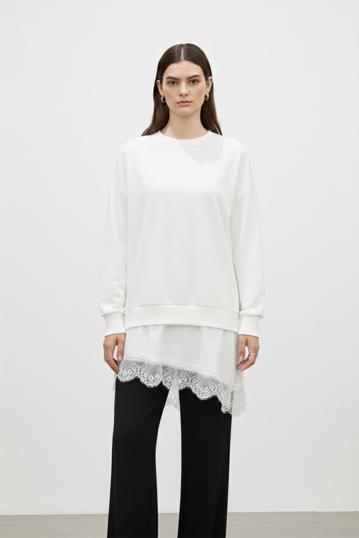 Kadın Dantel Detaylı Uzun Kollu Salaş Tunik -10766TUN - ECRU