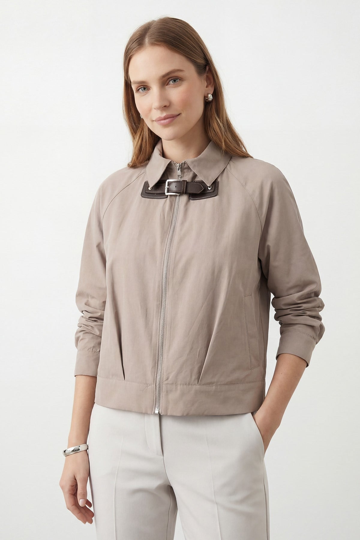 Kadın Yaka Toka Detaylı Fermuarlı Ceket - 32452CKT - MINK