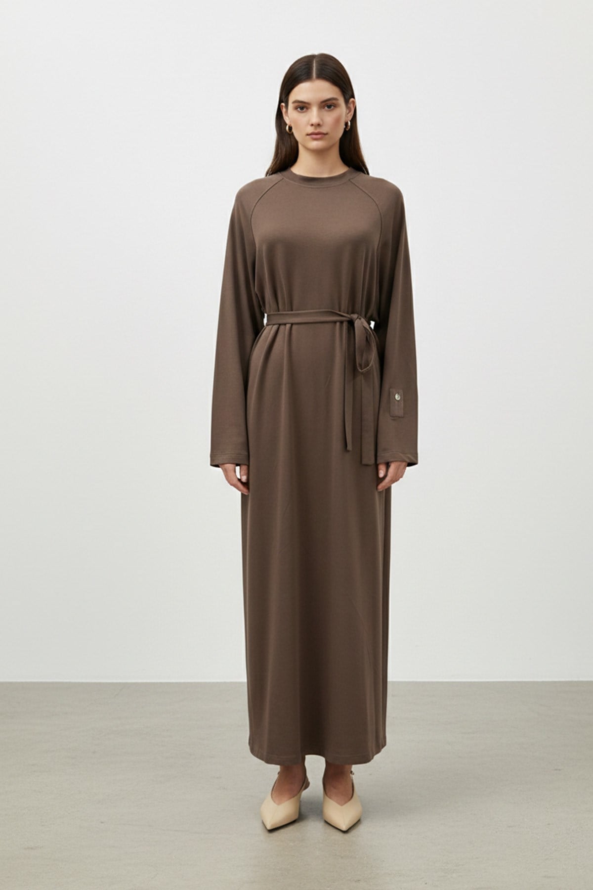 Kadın Kuşak Detaylı Rahat Kesim Uzun Elbise - 12671ELB - BROWN