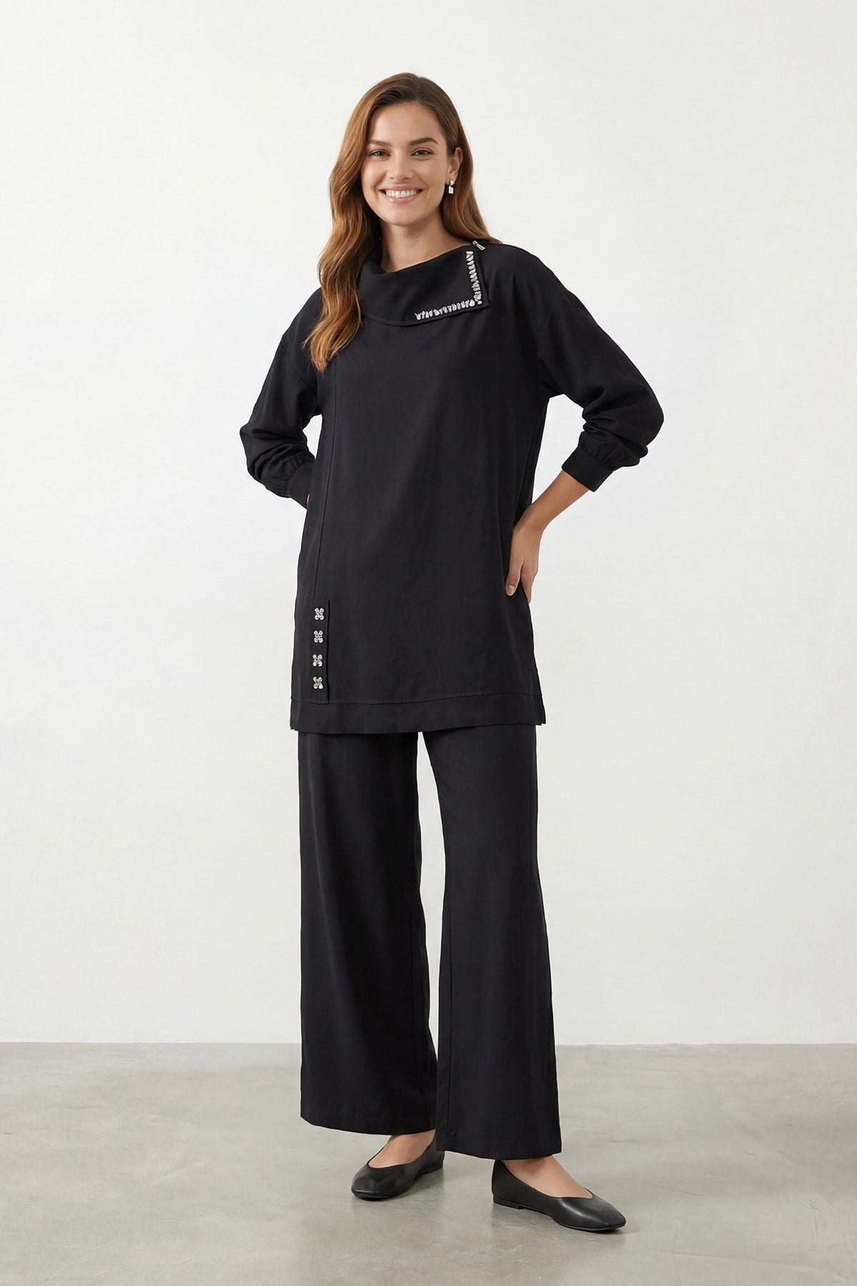 Kadın Degaje Yaka Taş Detaylı Tunik Pantolon Takım - 14448TKS - BLACK
