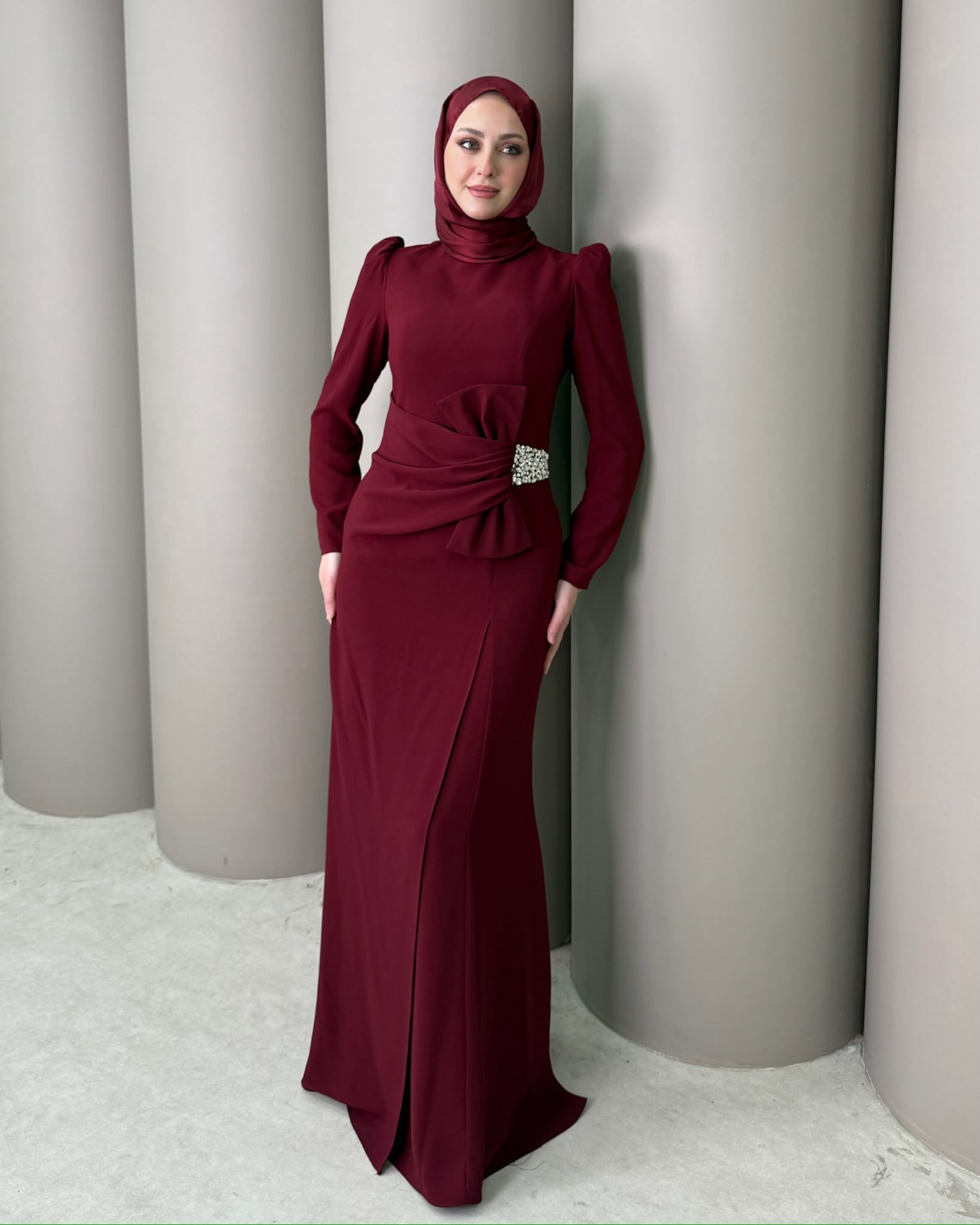 Abiye
Aleen Abiye Bordo 