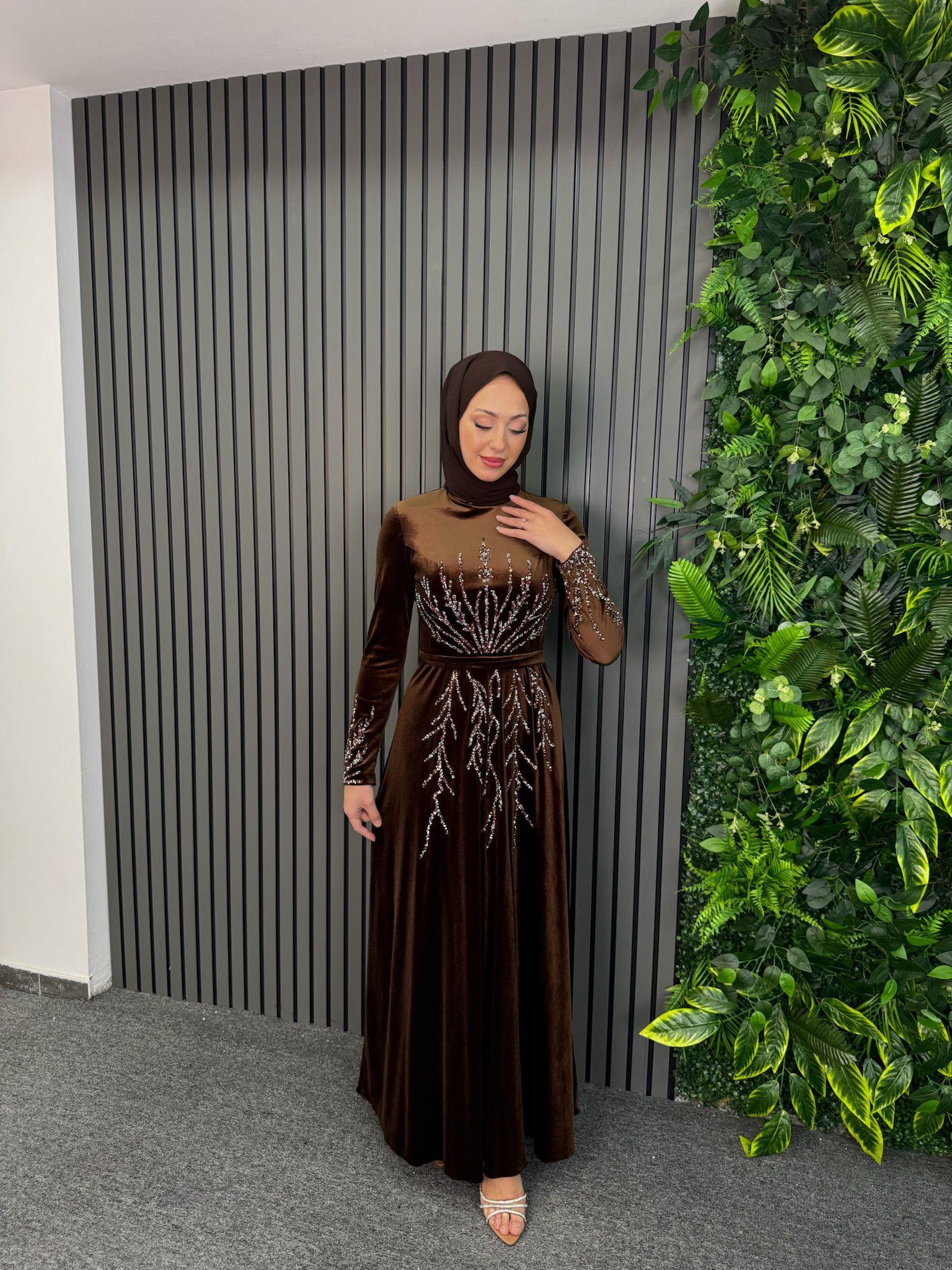 Abiye
Ayperi Abiye Kahve