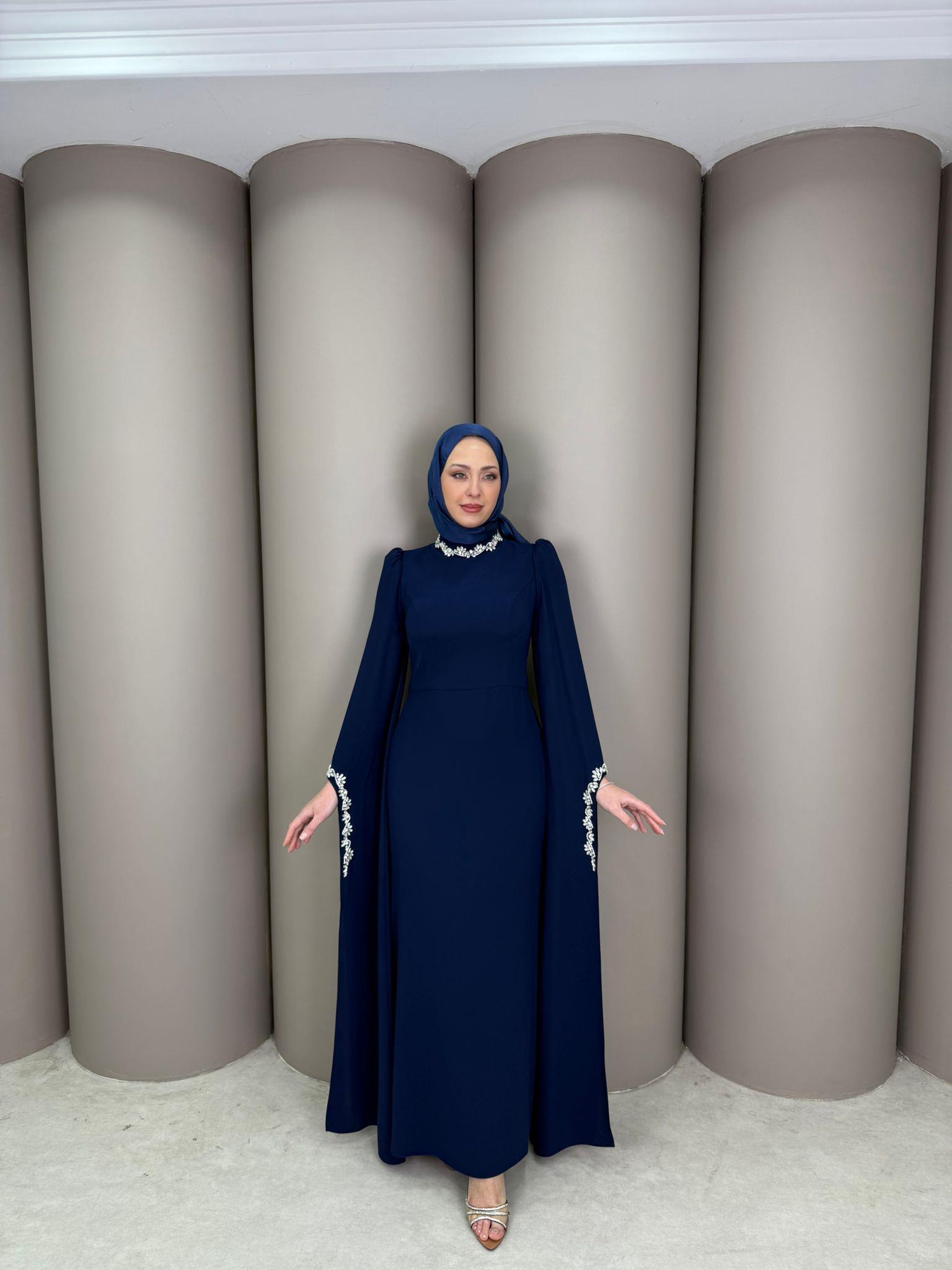 Abiye
Lumena Abiye Lacivert