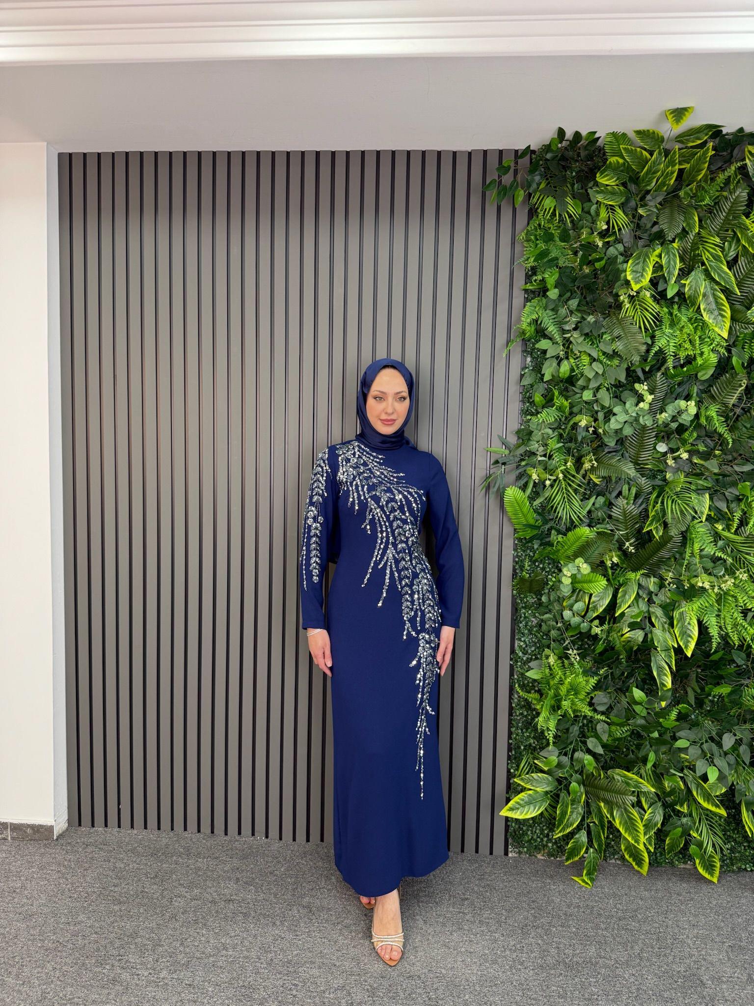 Abiye
Nisan Abiye Lacivert