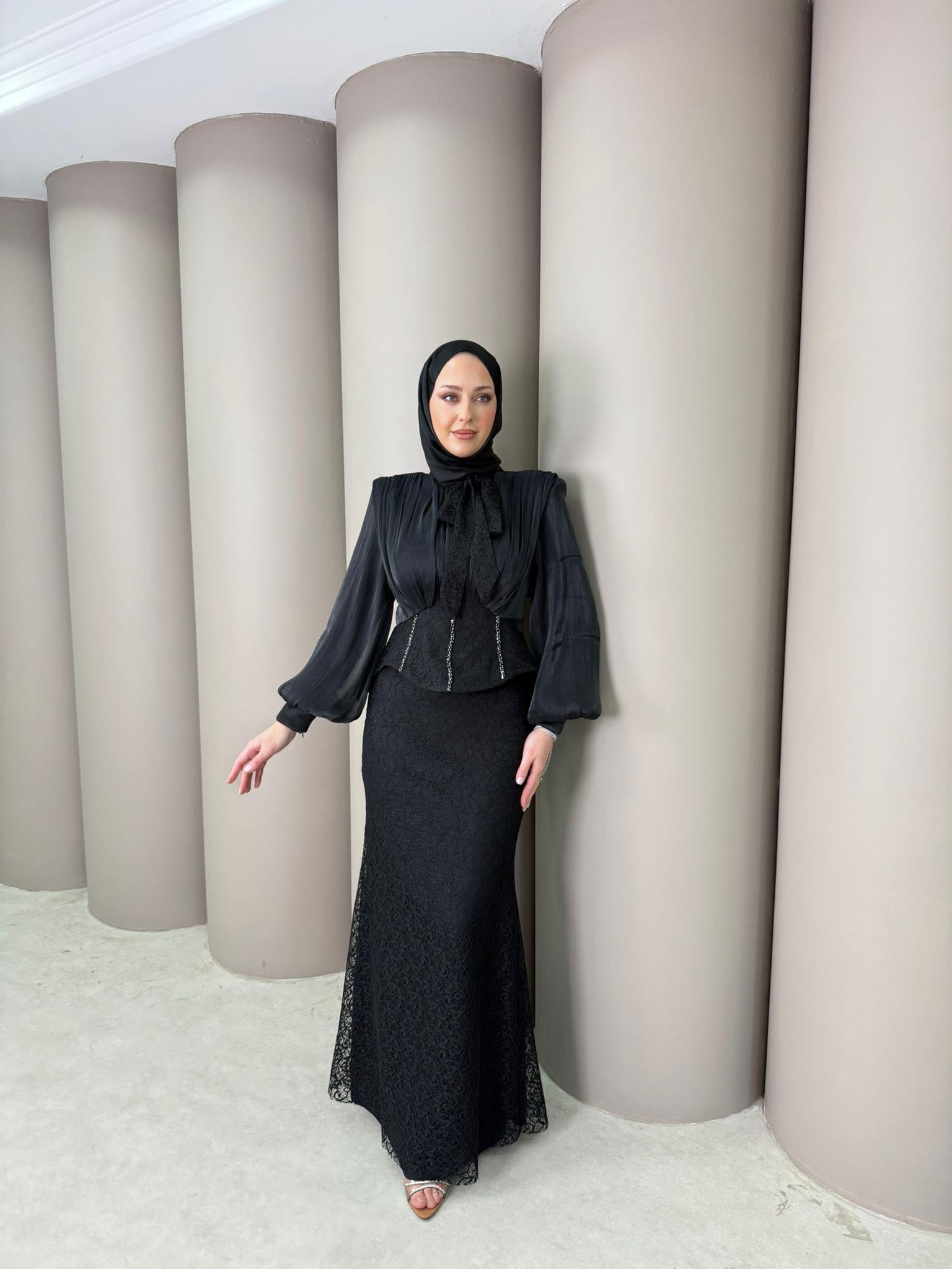 Abiye
Noir Abiye Siyah