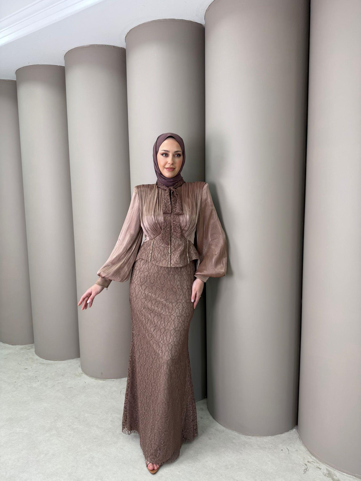 Abiye
Noir Abiye Vizon