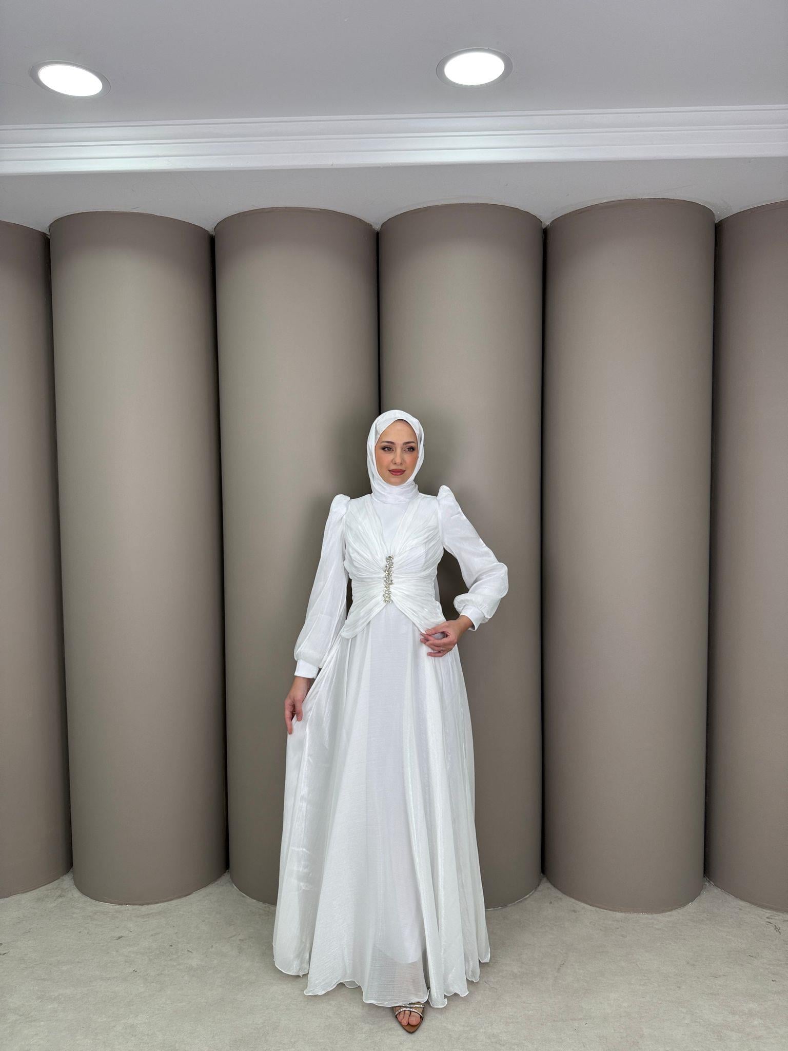 Abiye
Rienna Abiye Beyaz