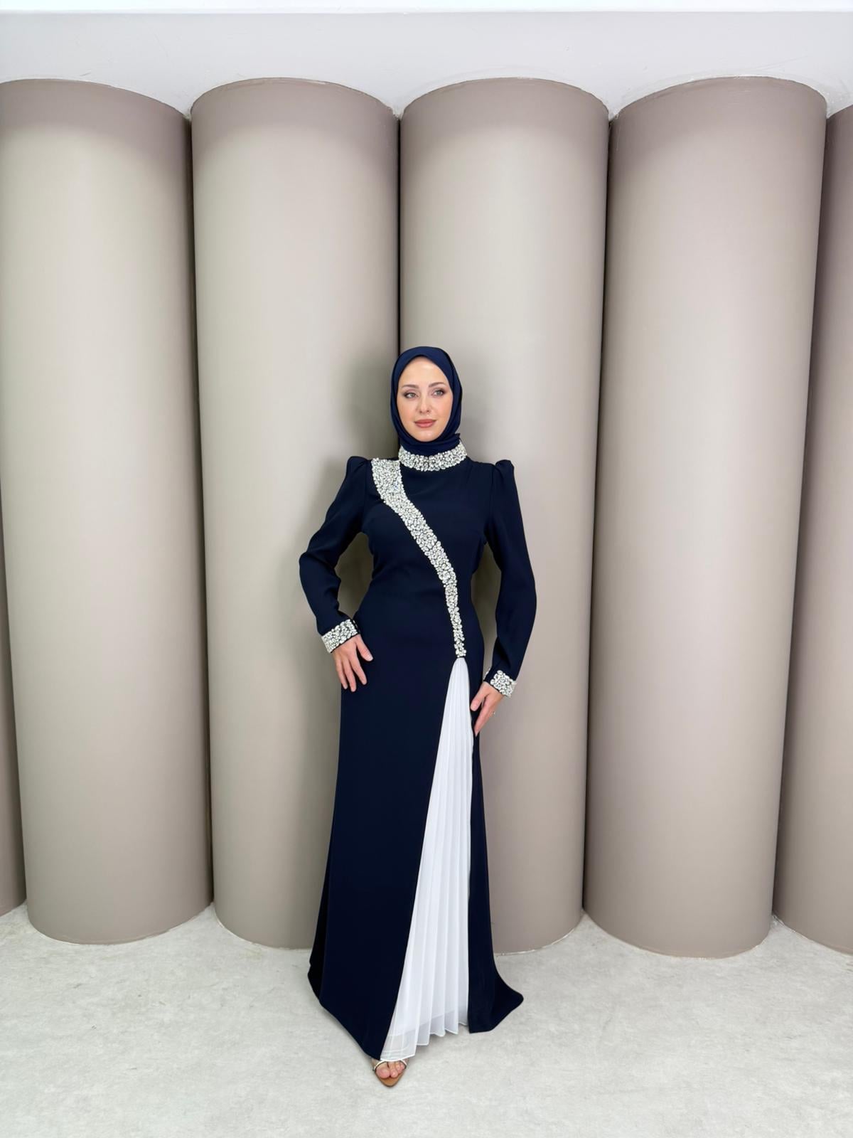 Abiye
Tutku Abiye Lacivert