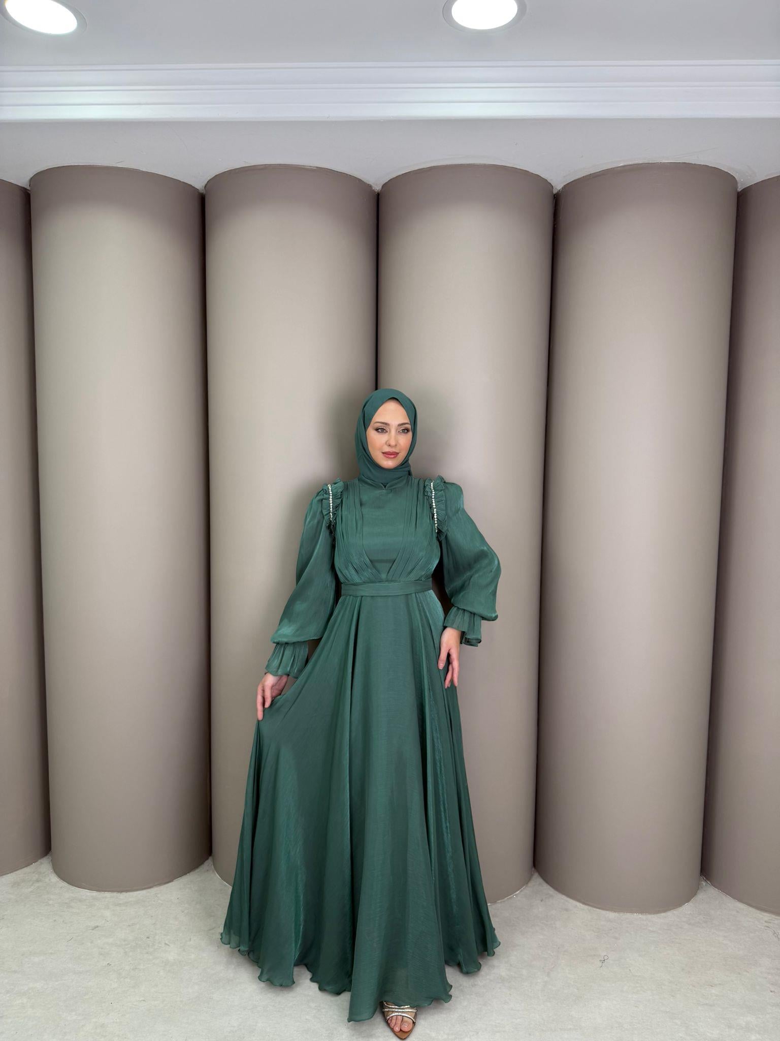 Abiye
Yağmur Abiye Çağla Yeşil