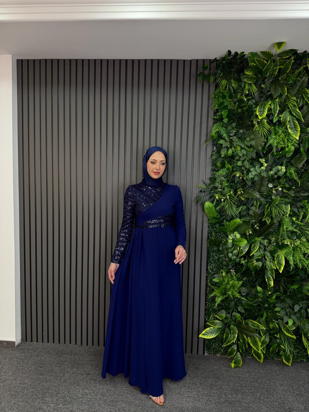 En Yeniler
Berna Abiye Lacivert