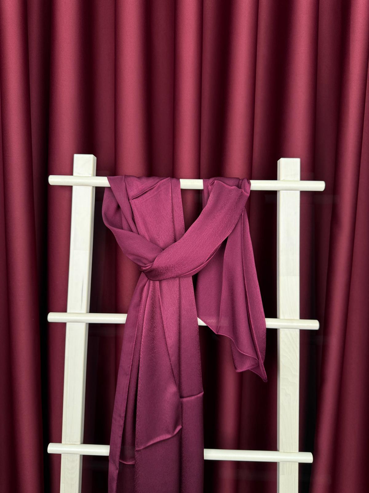 En Yeniler
Vişne Rengi Şal