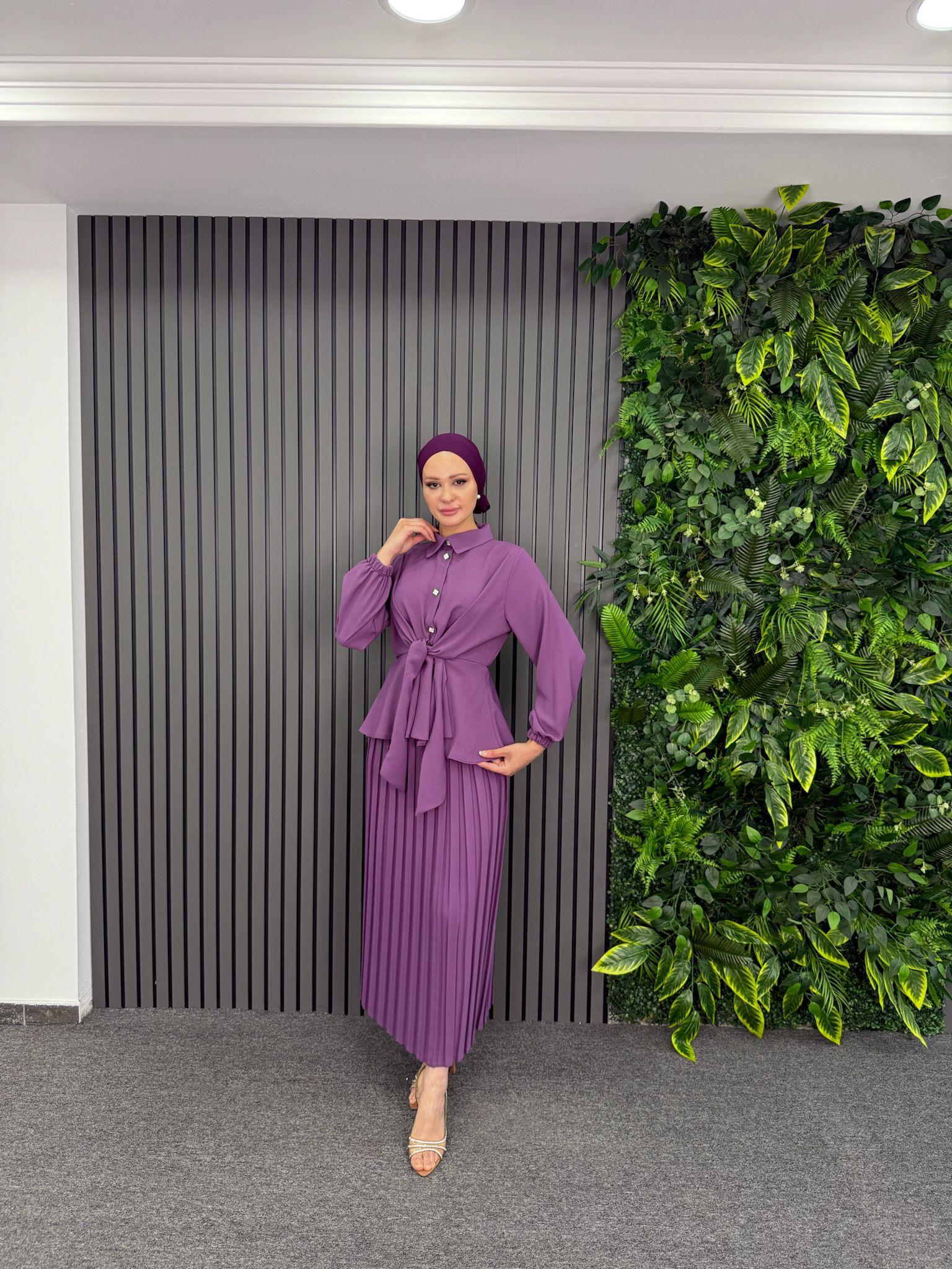 Takım
Selen Takım Lila