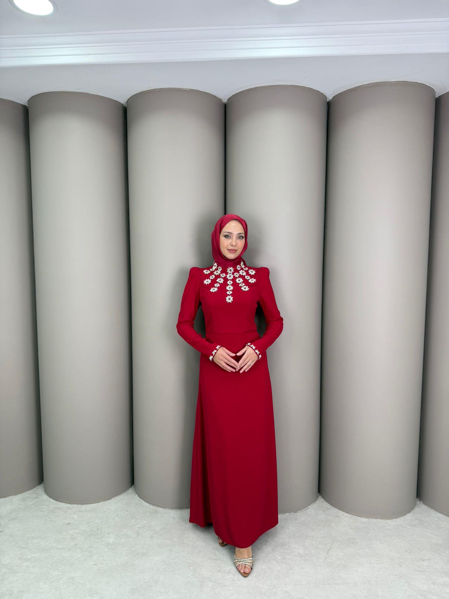 Abiye
 Gülşen Abiye Kırmızı