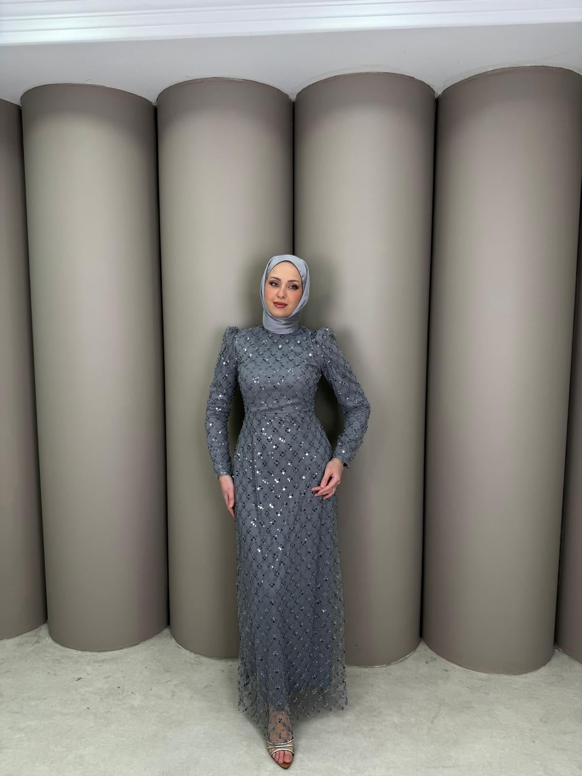 Abiye
Ayla Abiye Gri