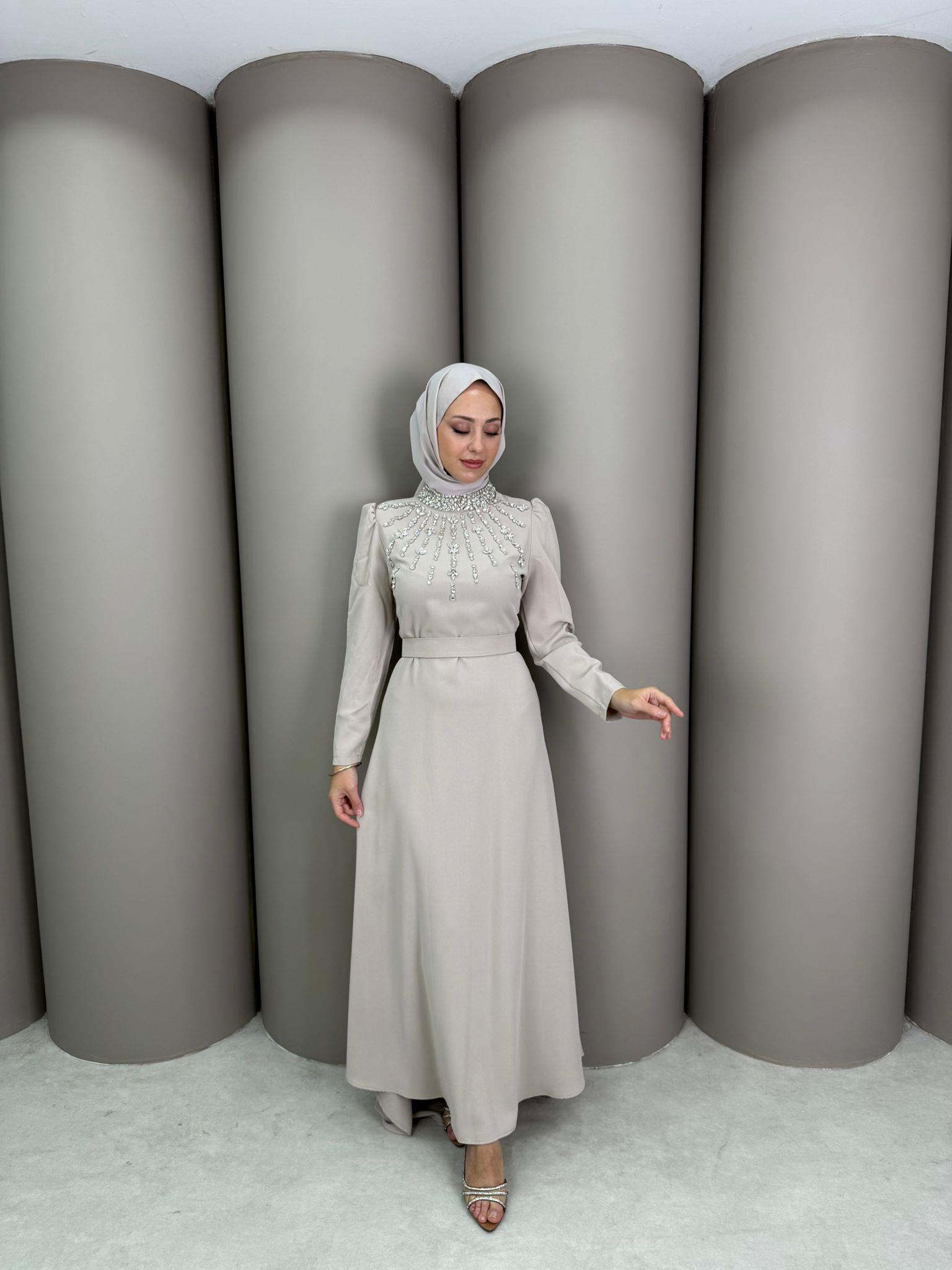 Abiye
Ayliz Abiye Taş