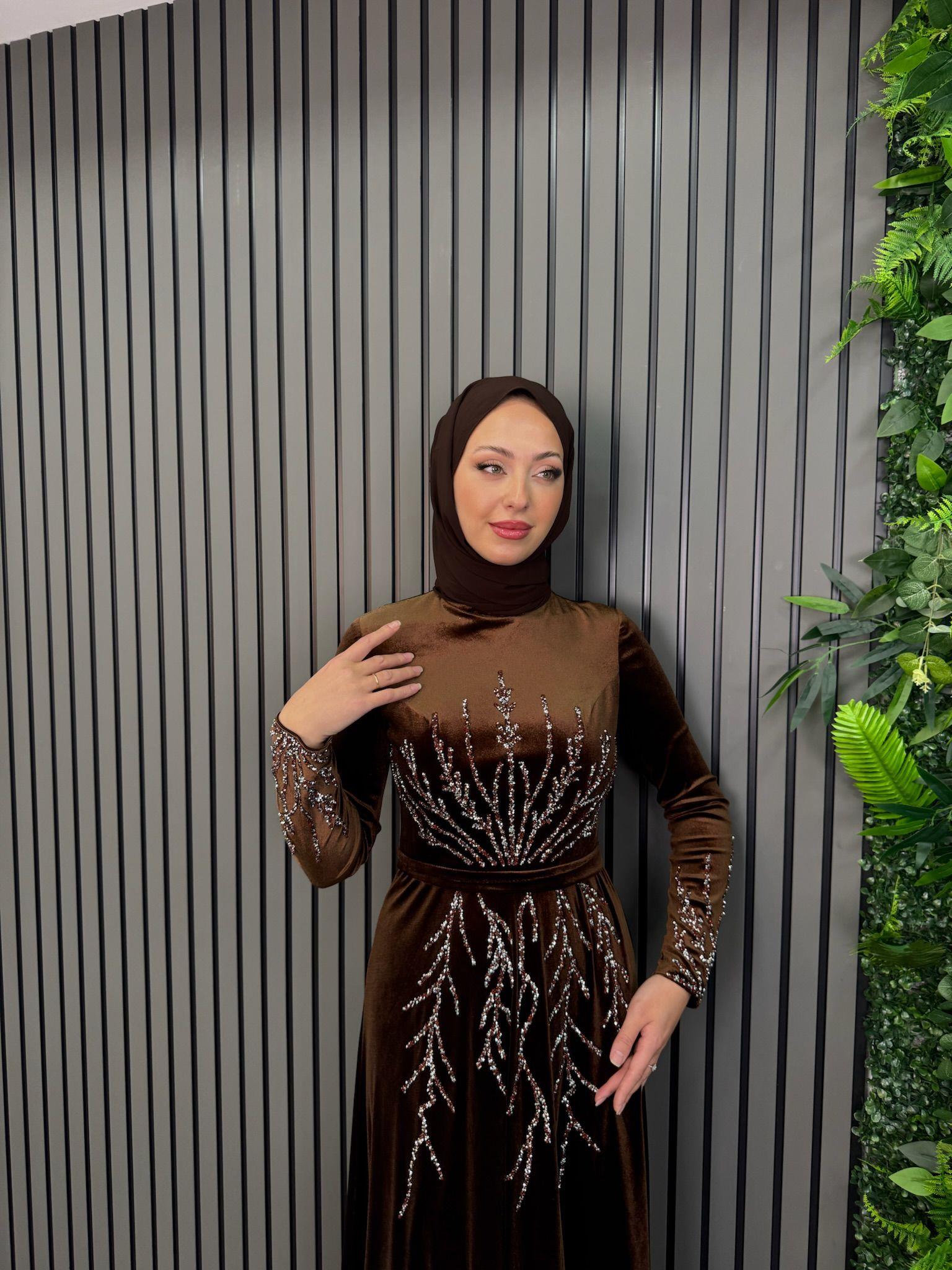 Abiye
Ayperi Abiye Kahve