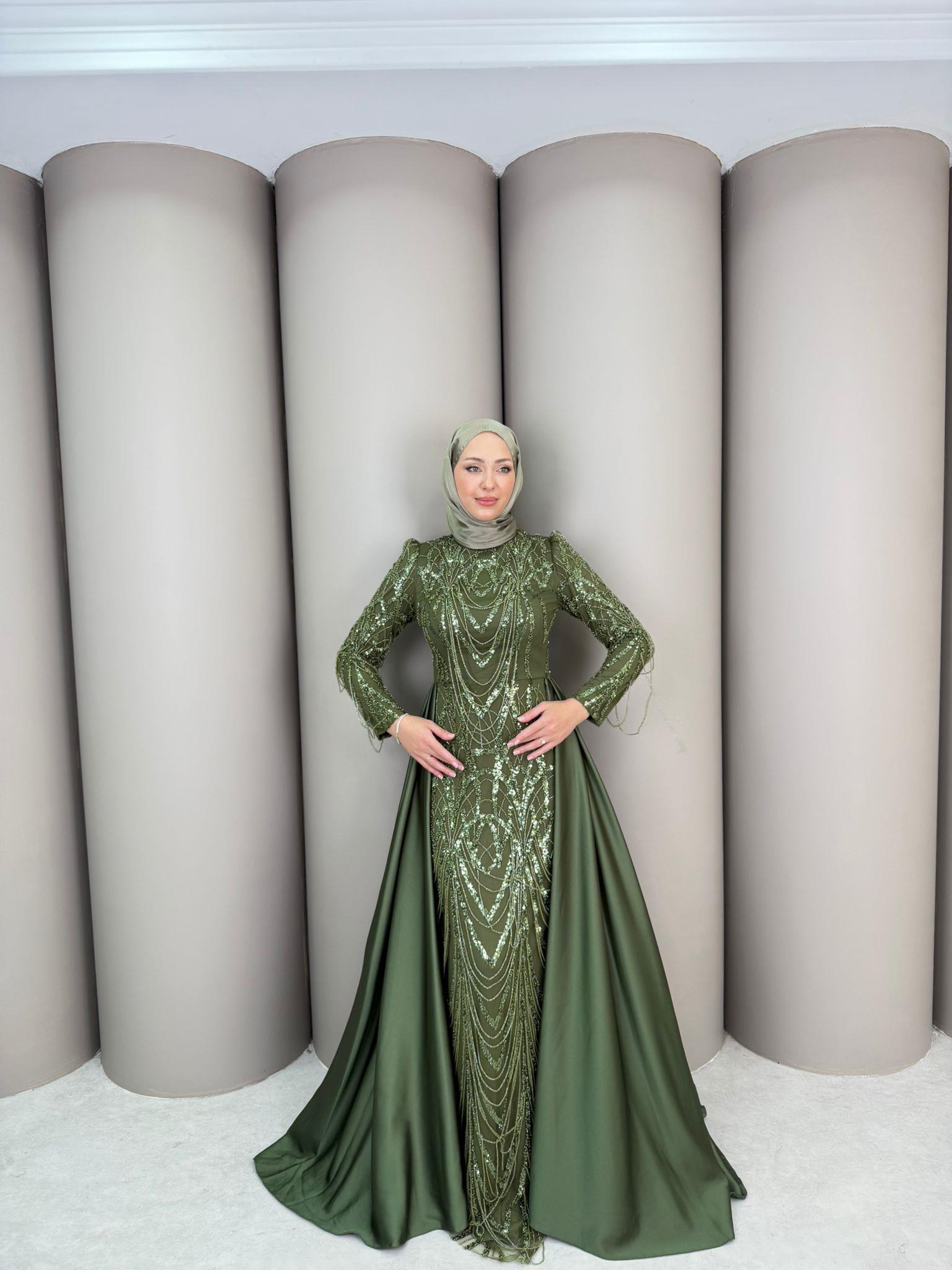 Abiye
Banu Abiye Haki