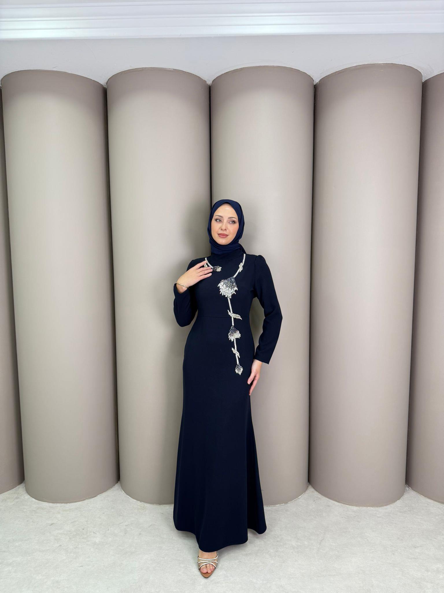 Abiye
Belin Abiye Lacivert