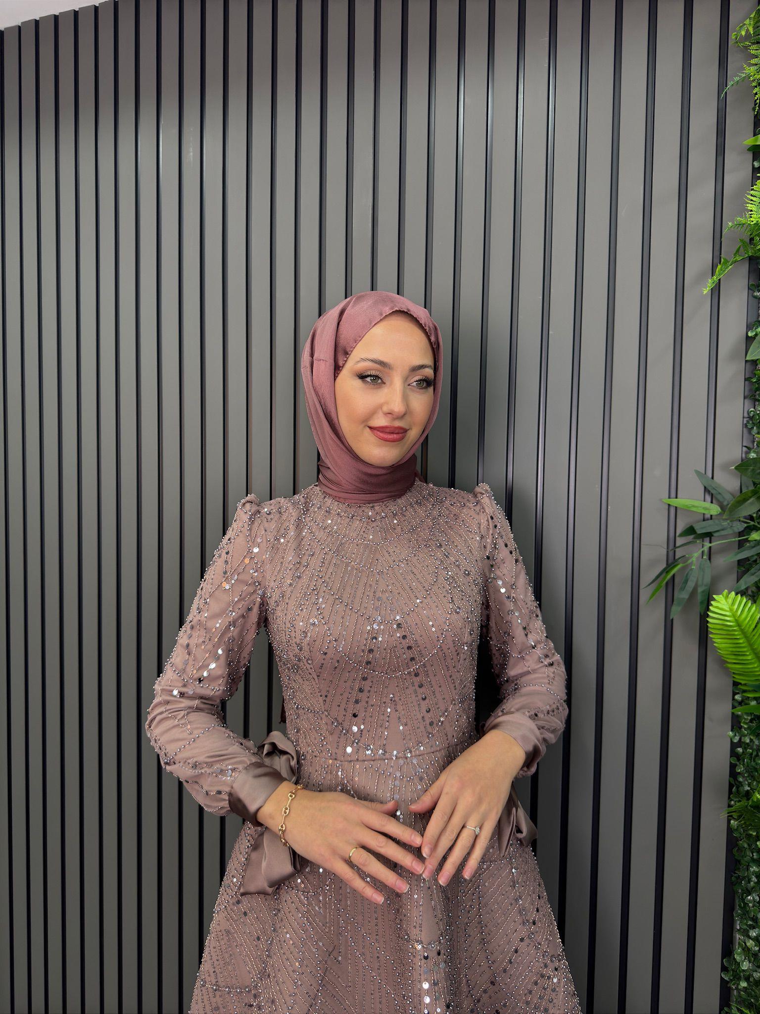 Abiye
Beliz Abiye Gül Kurusu